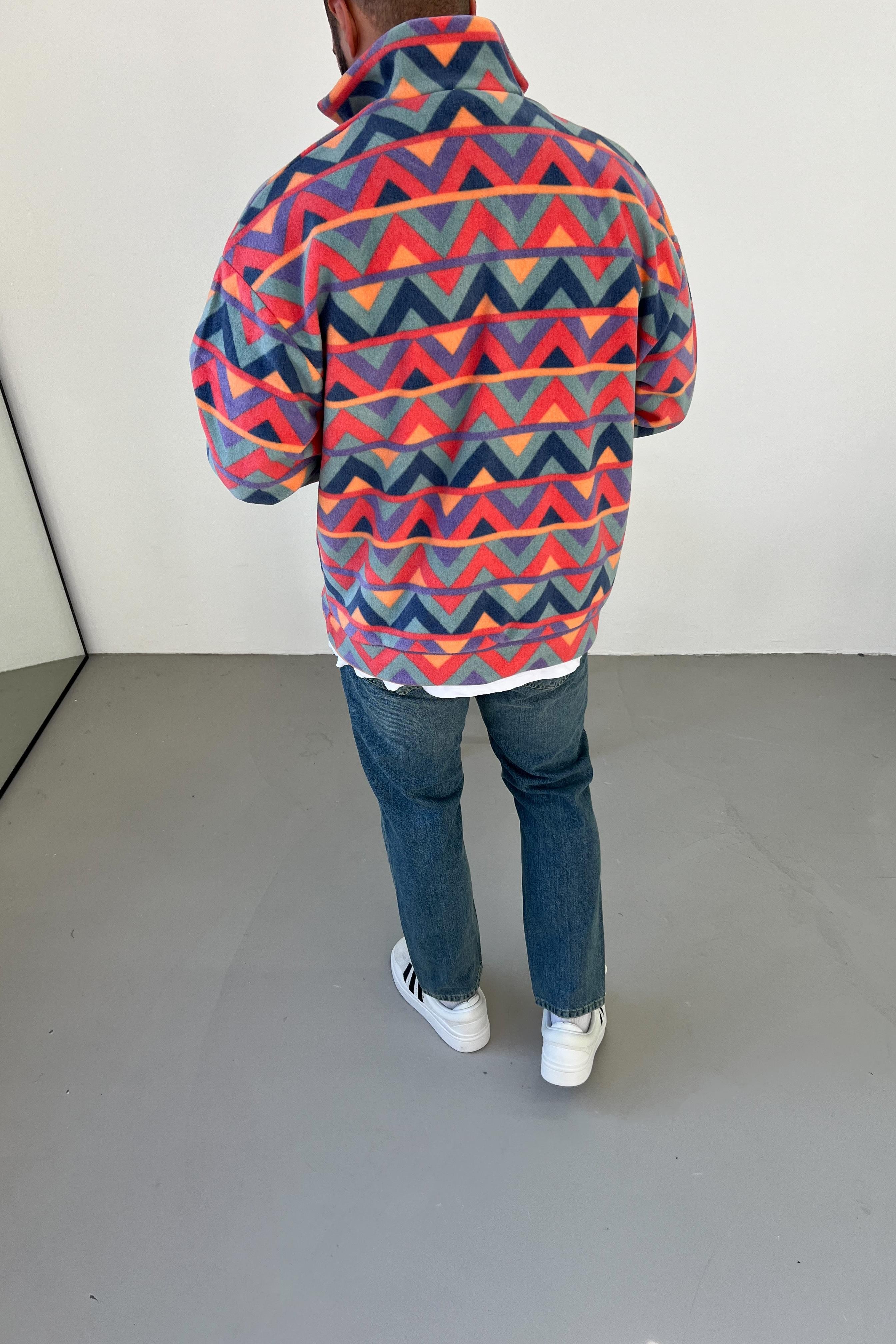 Geometrik Desenli Renkli Oversize Polar Sweatshirt 015