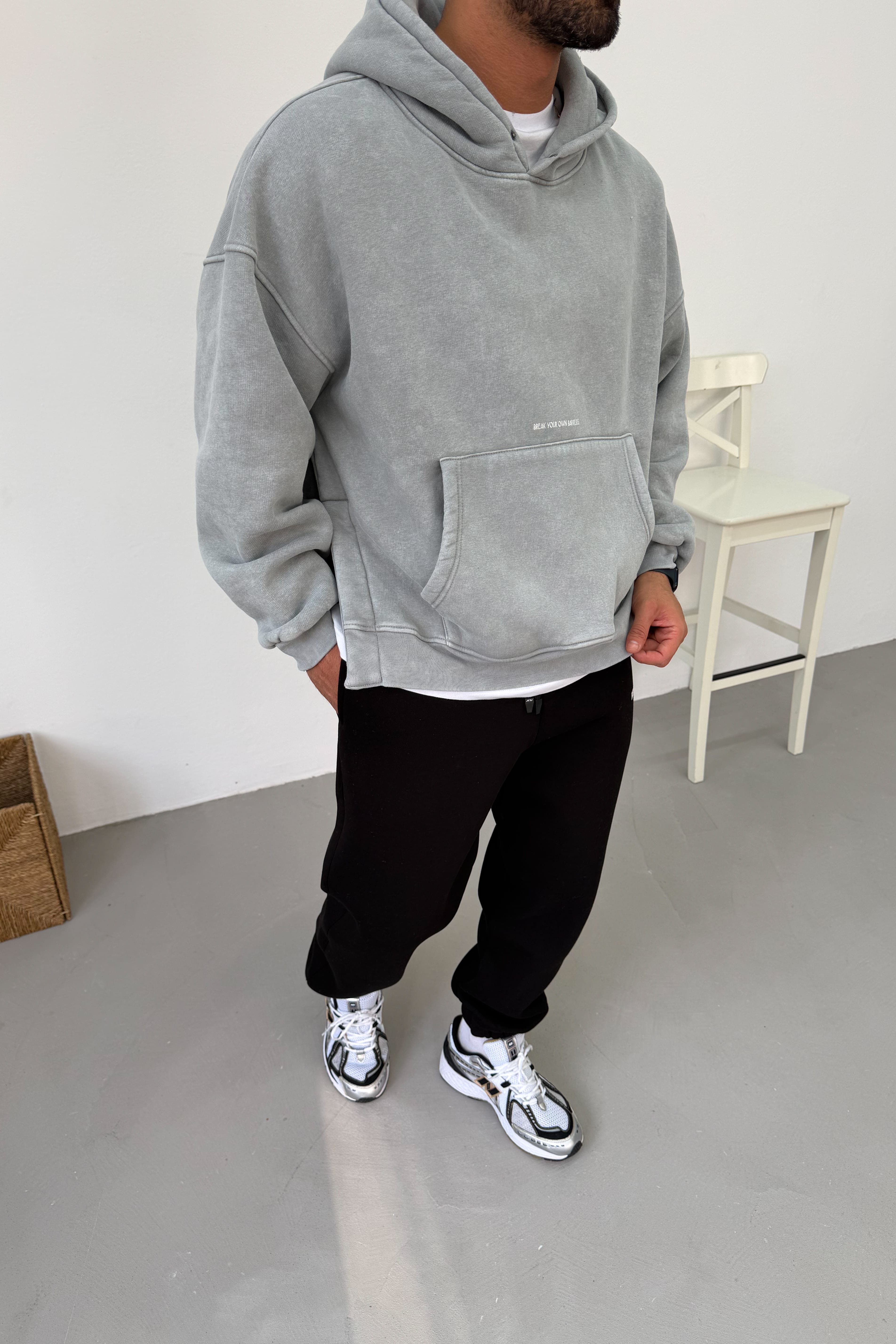 Çıt Çıt Düğme Detaylı Yıkamalı Kapüşonlu Sweatshirt 80-18