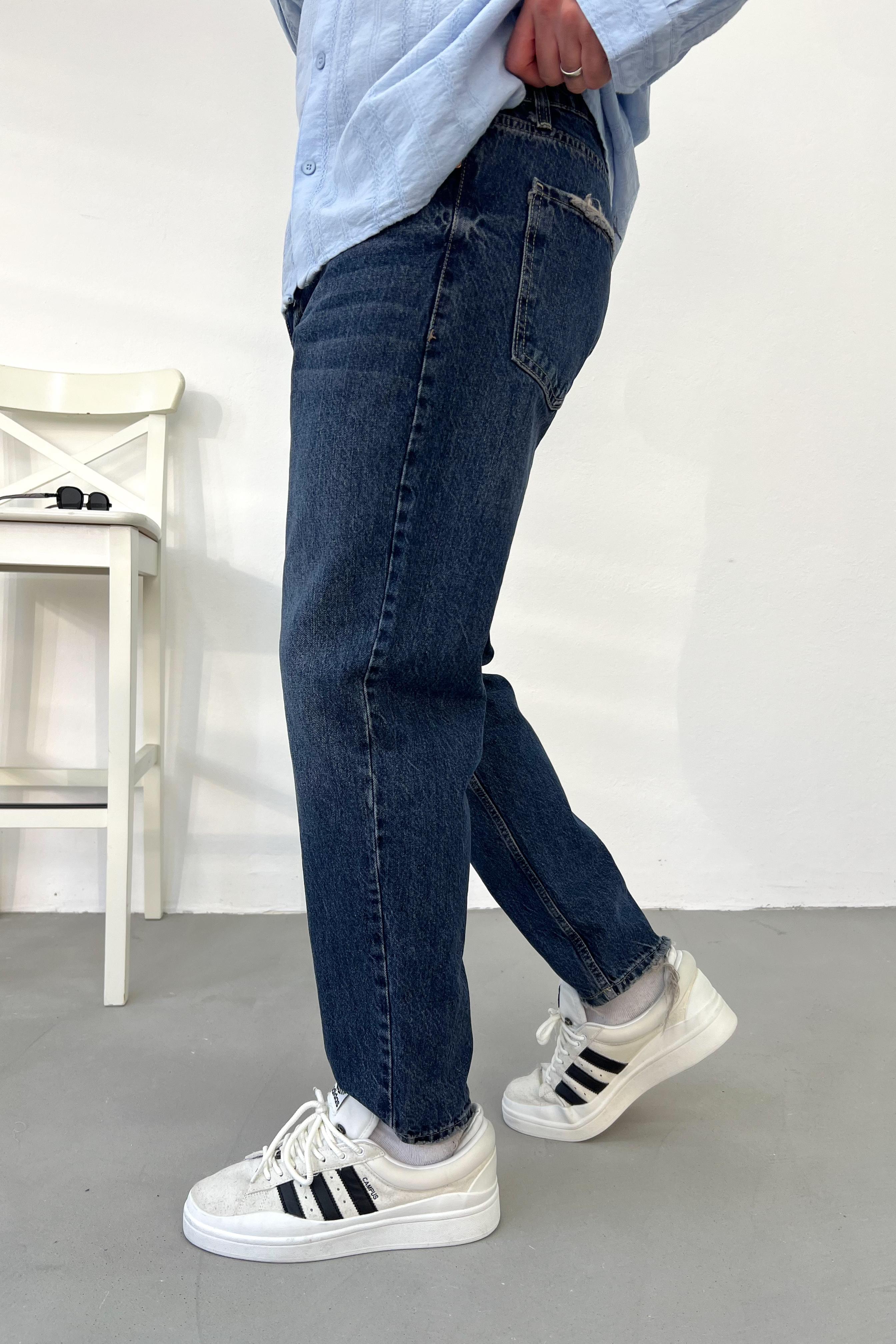 Taşlamalı Koyu Mavi Boyfriend Pantolon 2797-5