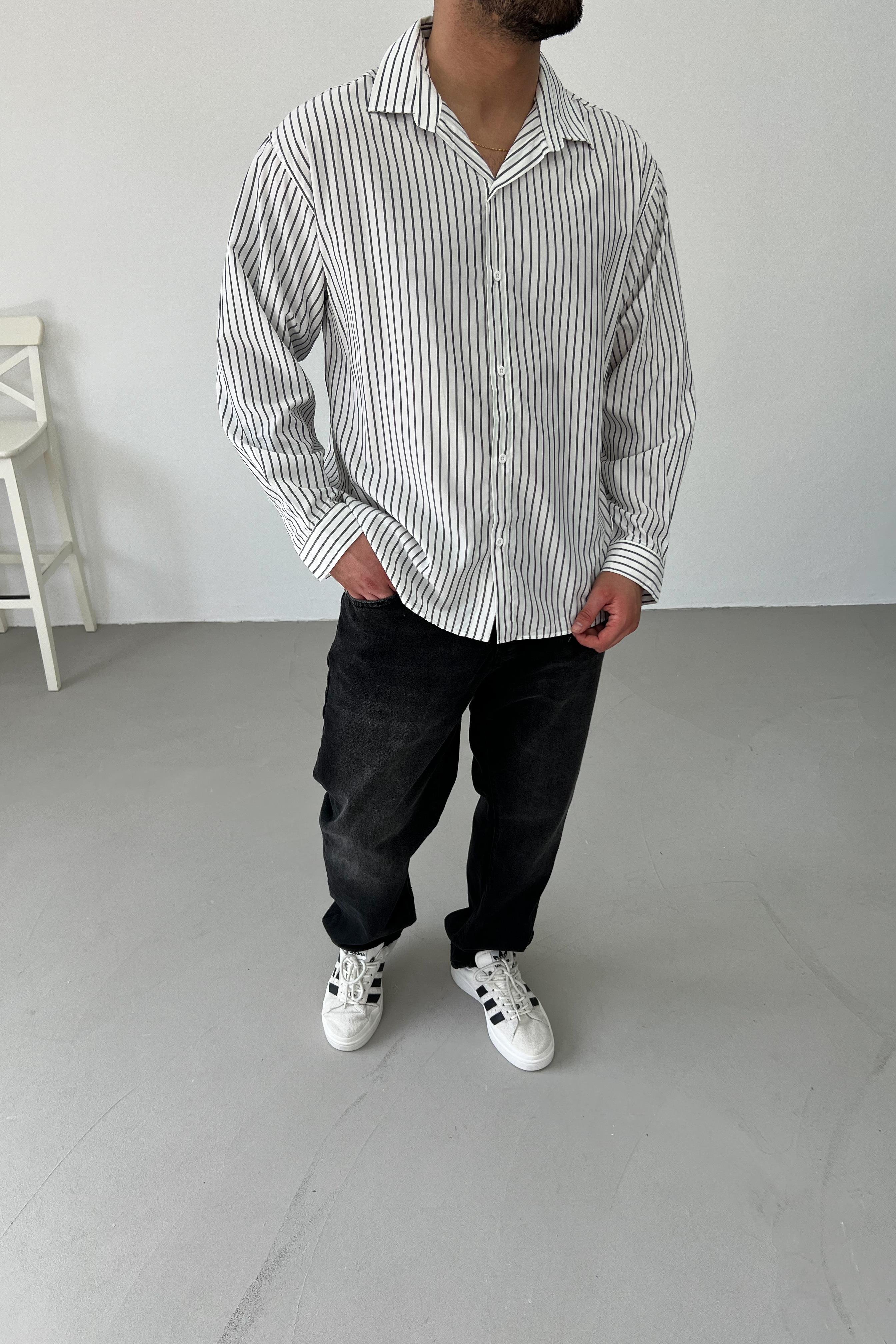 Çizgili Oversize Beyaz Gömlek 1003