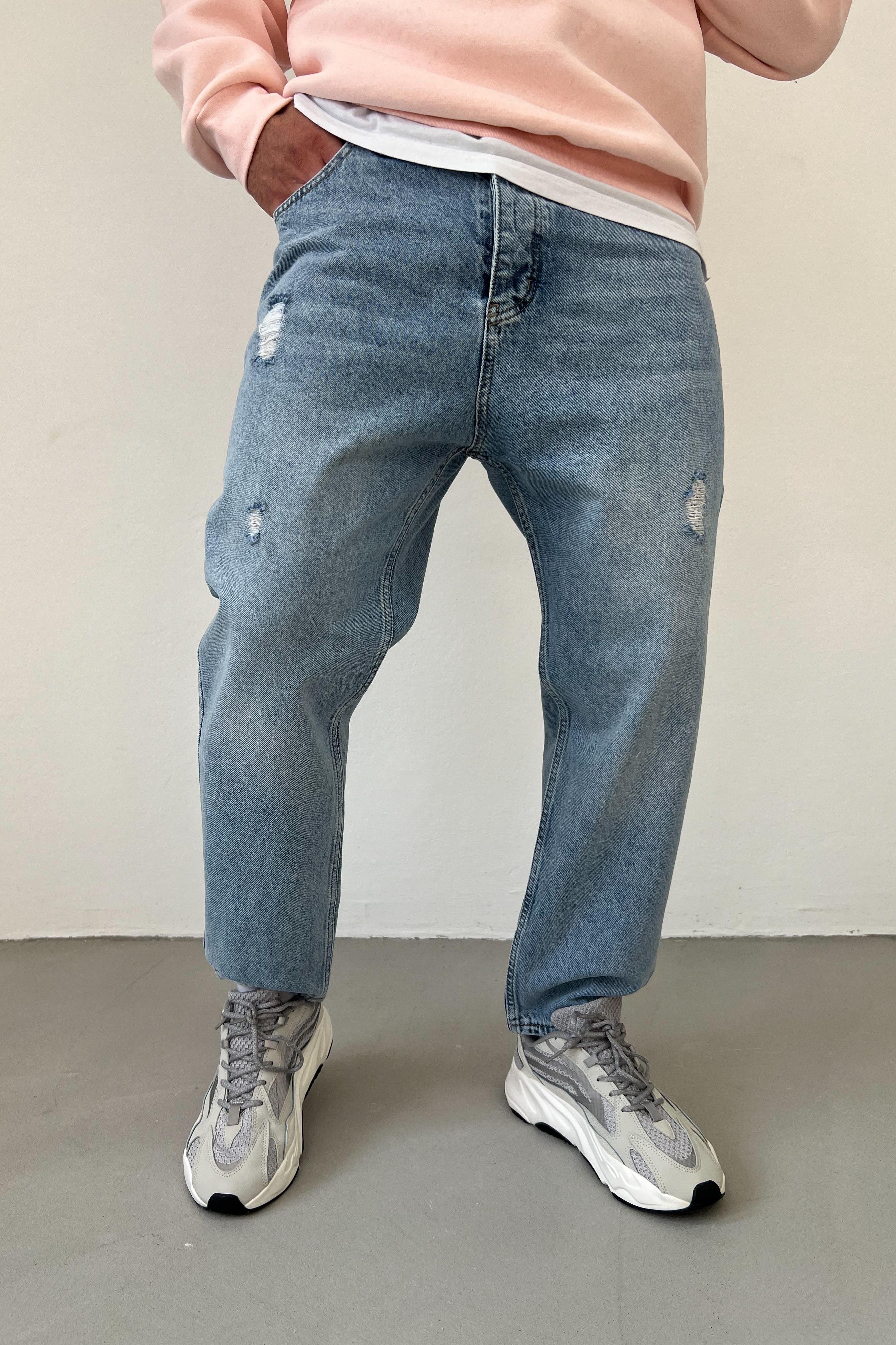 Yırtık Detaylı Taşlamalı Buz Mavi Boyfriend Pantolon 2766-1