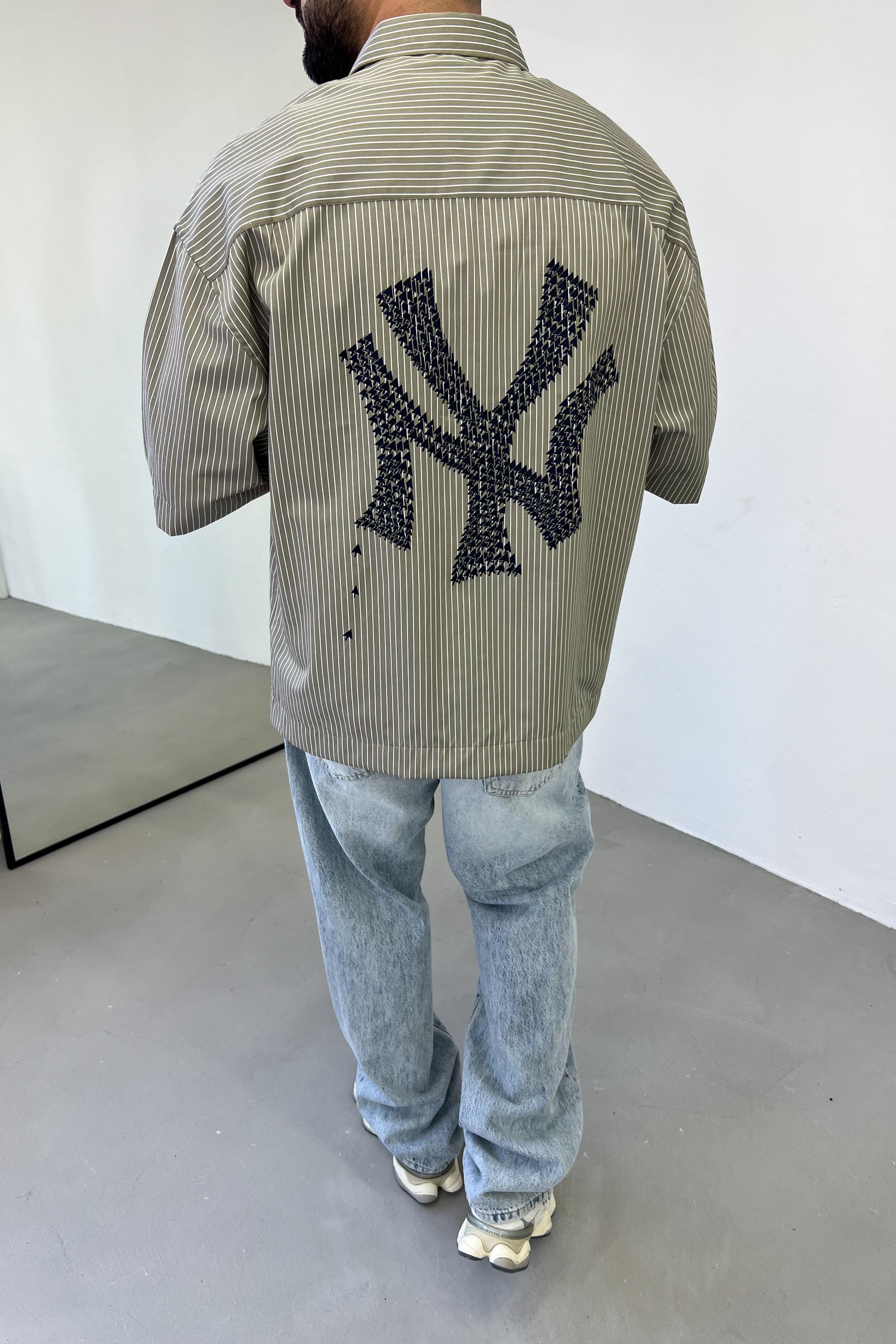 NY Baskılı Oversize Çizgili Kısa Kollu Gömlek 023 - Yeşil