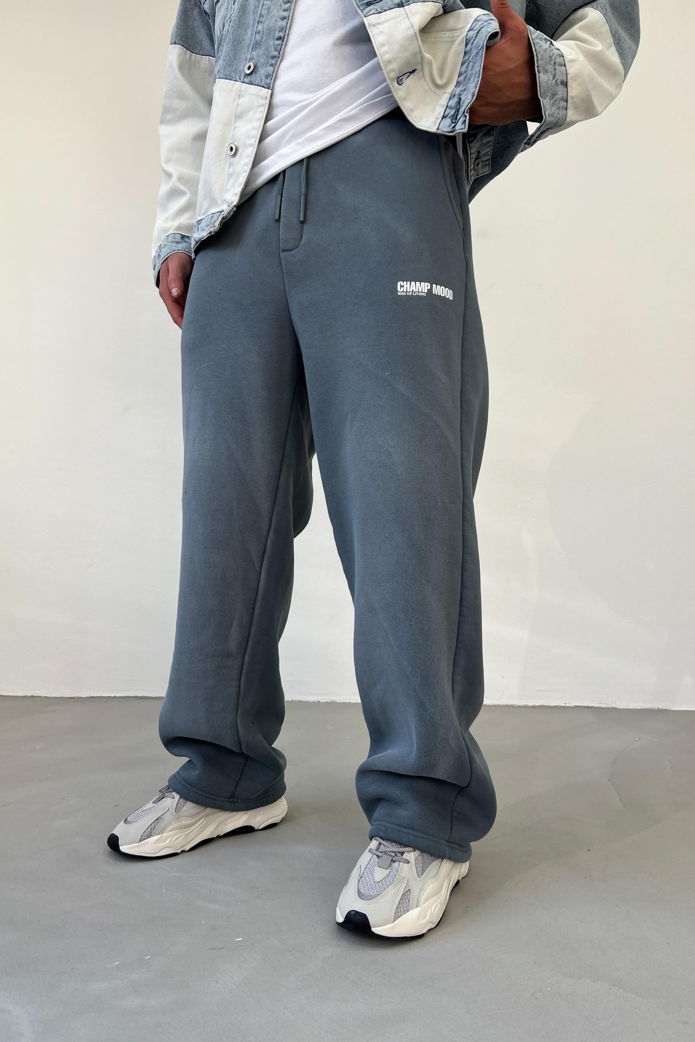 Champ Mood Sprey Boyalı Gri Baggy Eşofman 09