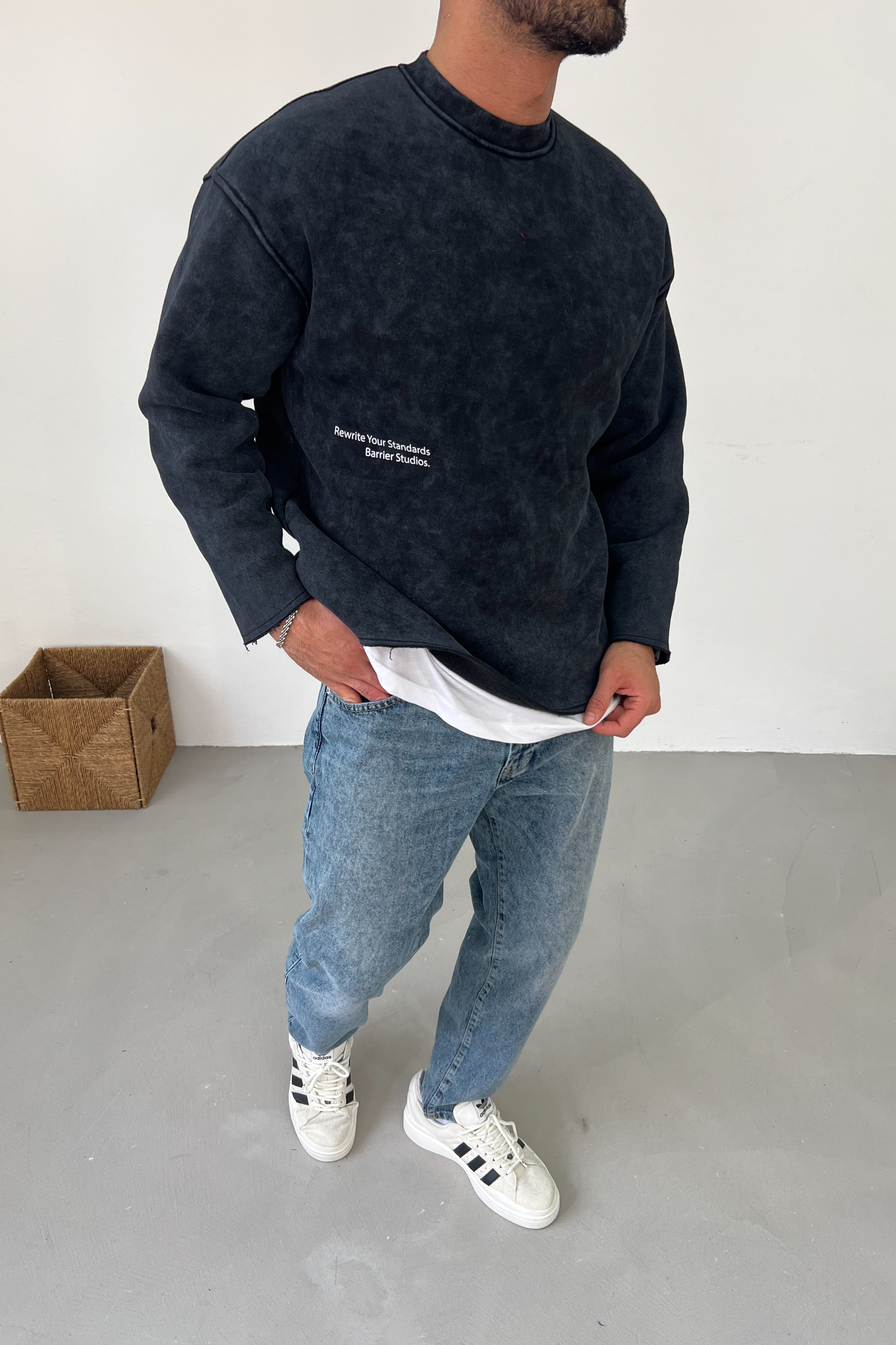 Lazer Kesim Programming Yazı Baskılı Yıkamalı Oversize Sweatshirt 80-29