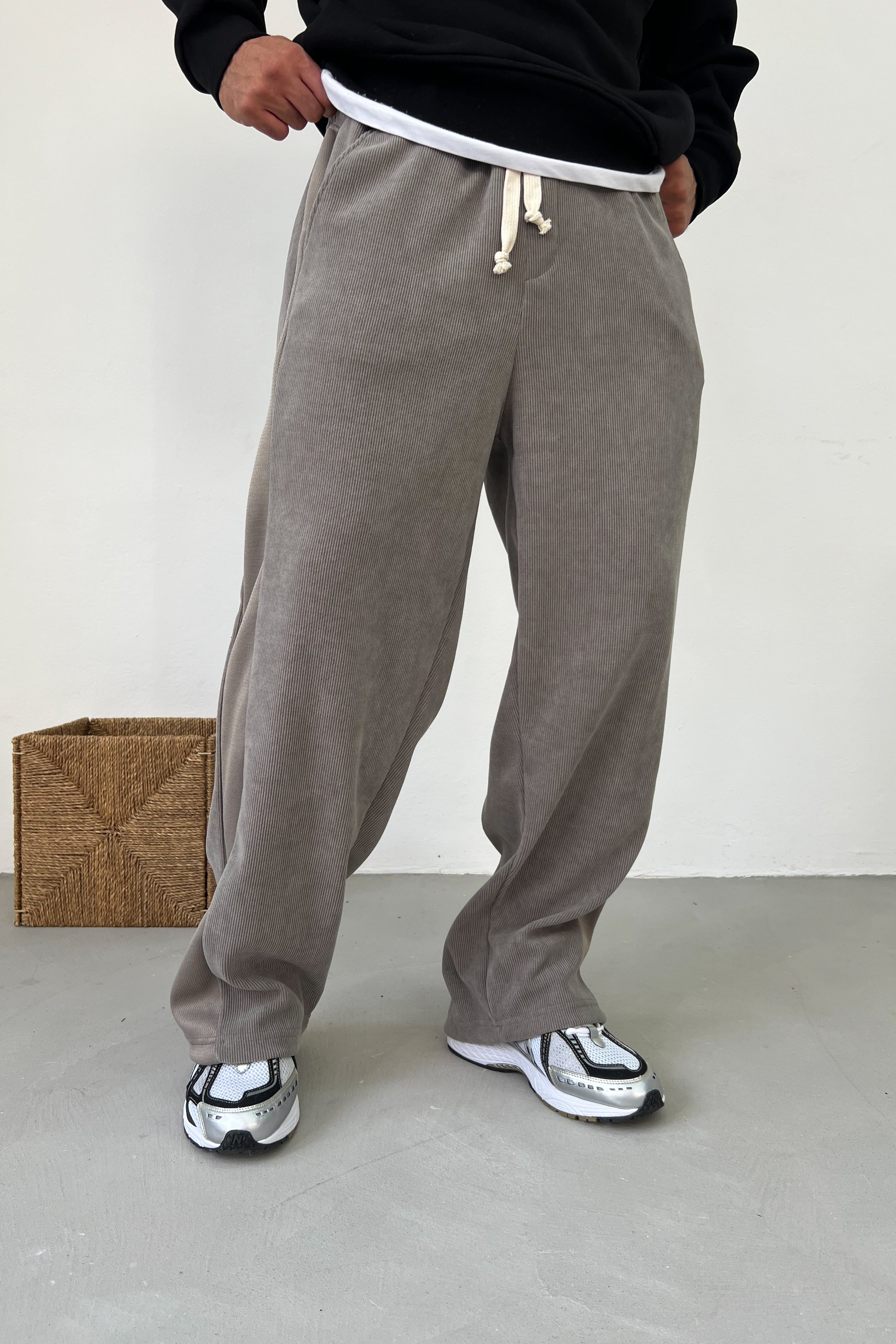 Şerit Detaylı Kadife Baggy Pantolon 26K145 - Gri