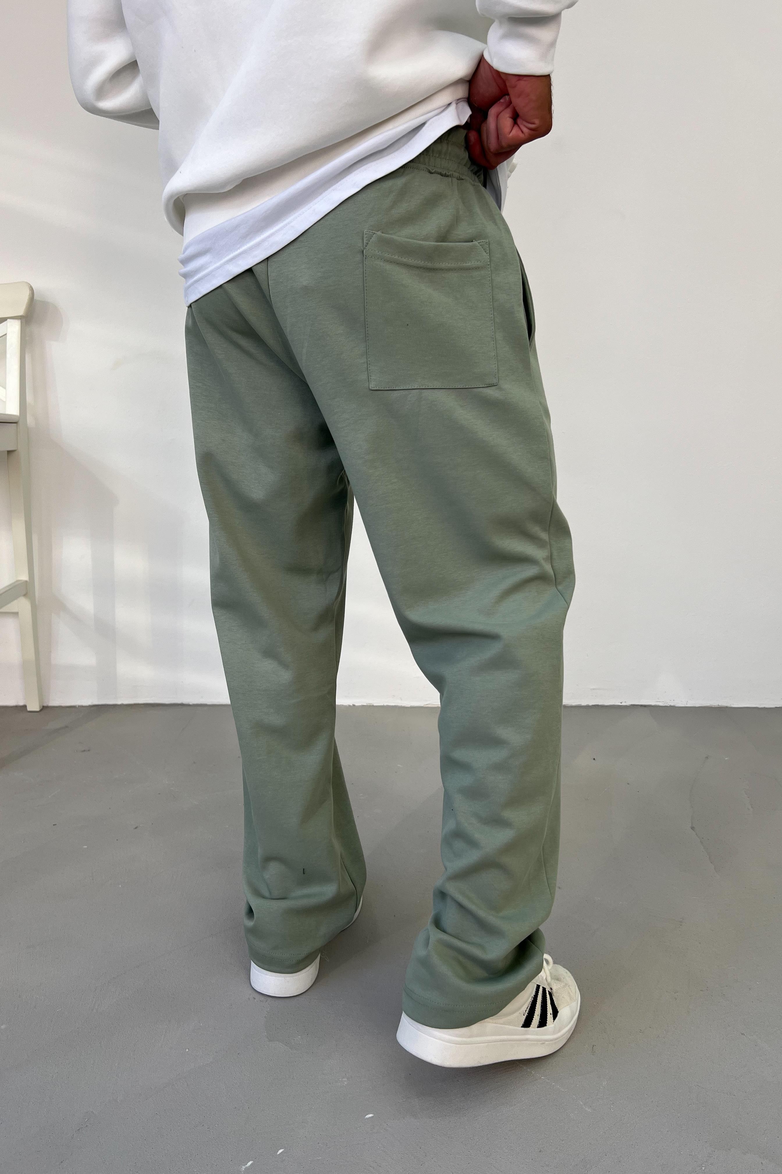 Dikiş Detaylı Yeşil Baggy Eşofman 1501