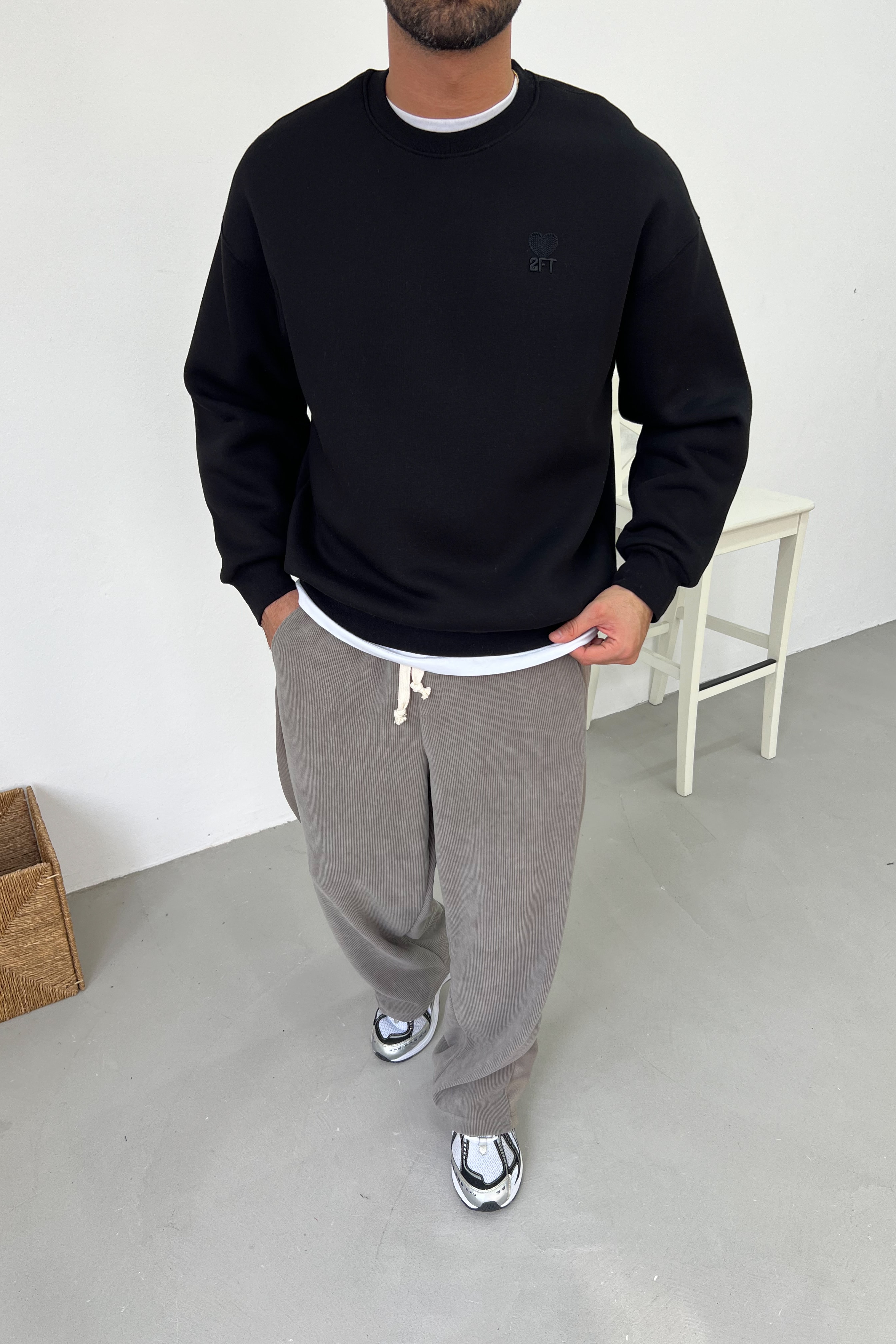 2FT Nakışlı Oversize Basic Sweatshirt 7080 - Siyah