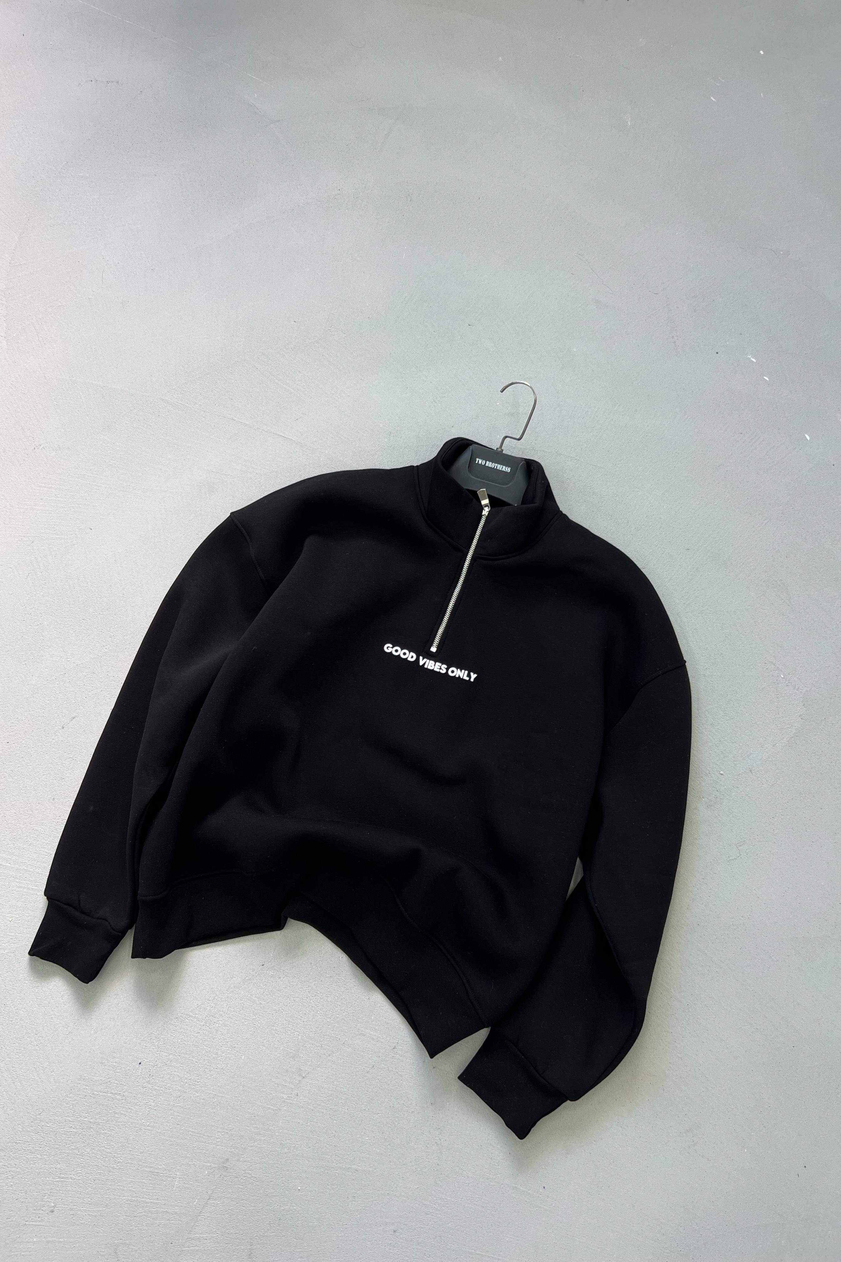 Yakası Fermuarlı Good Vibes Siyah Oversize Sweatshirt 244