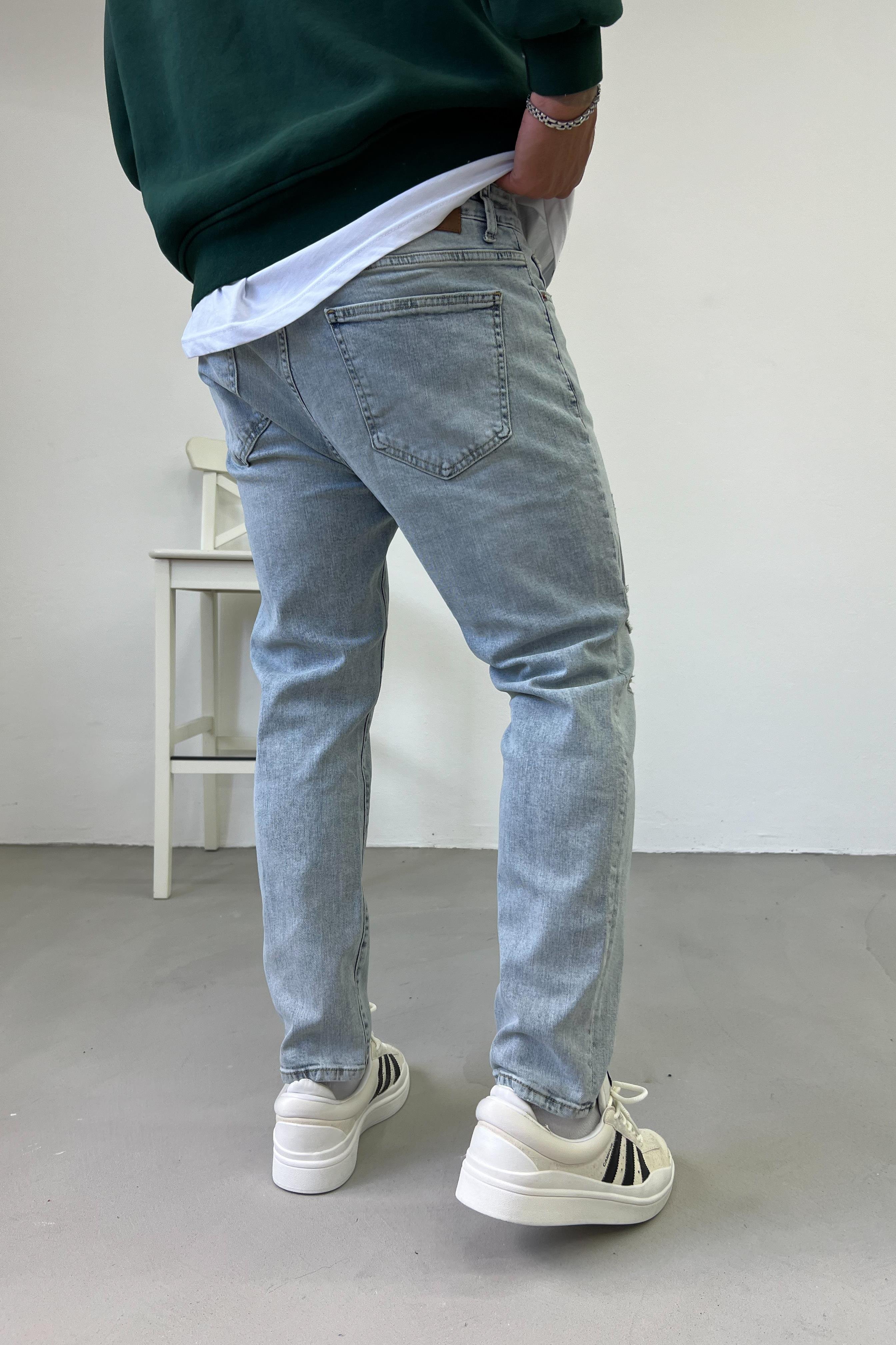 Yırtık Detaylı Buz Mavi Boyfriend Pantolon 15993-1