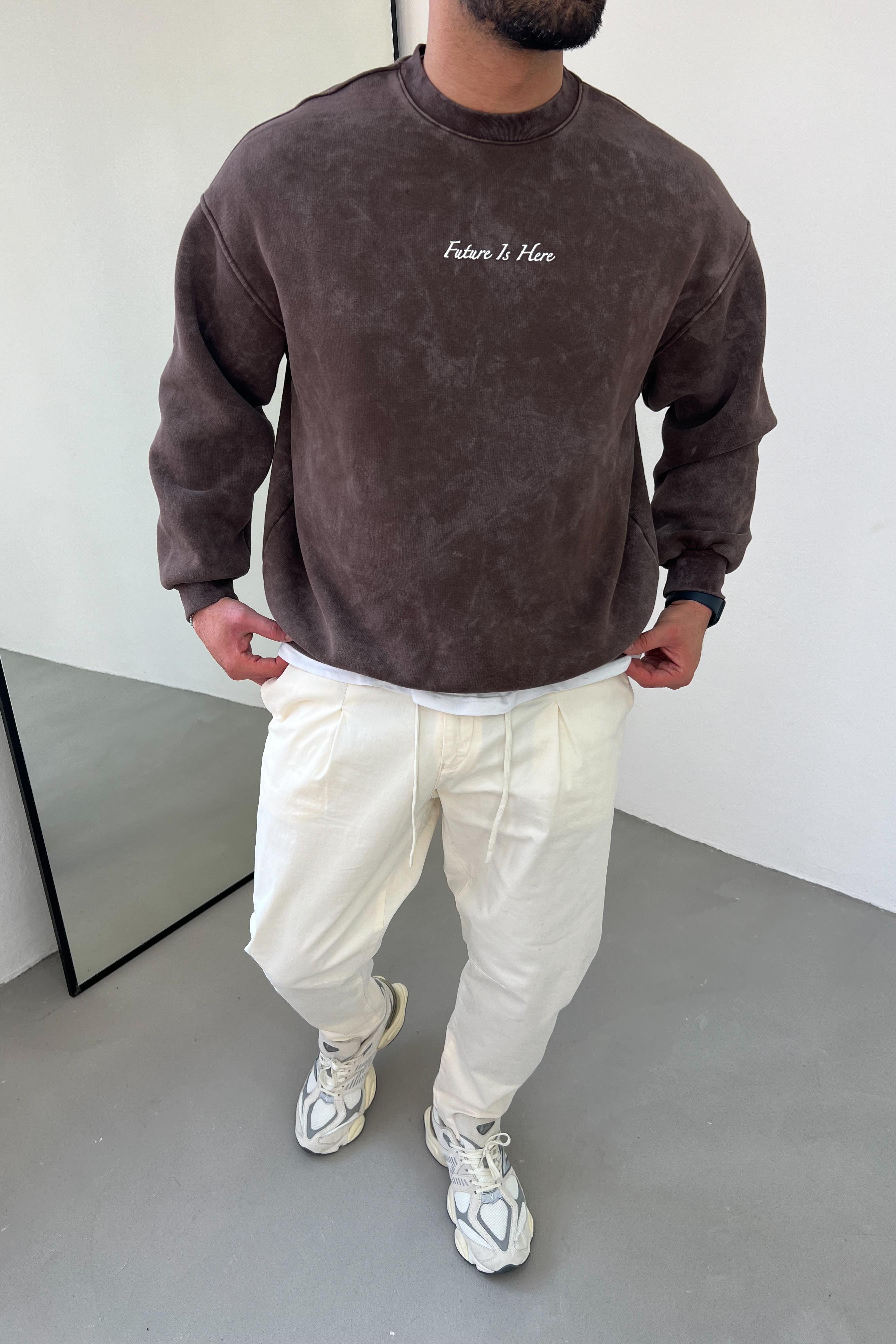 Future Is Here Yazı Detaylı Yıkamalı Kahve Oversize Sweatshirt 49