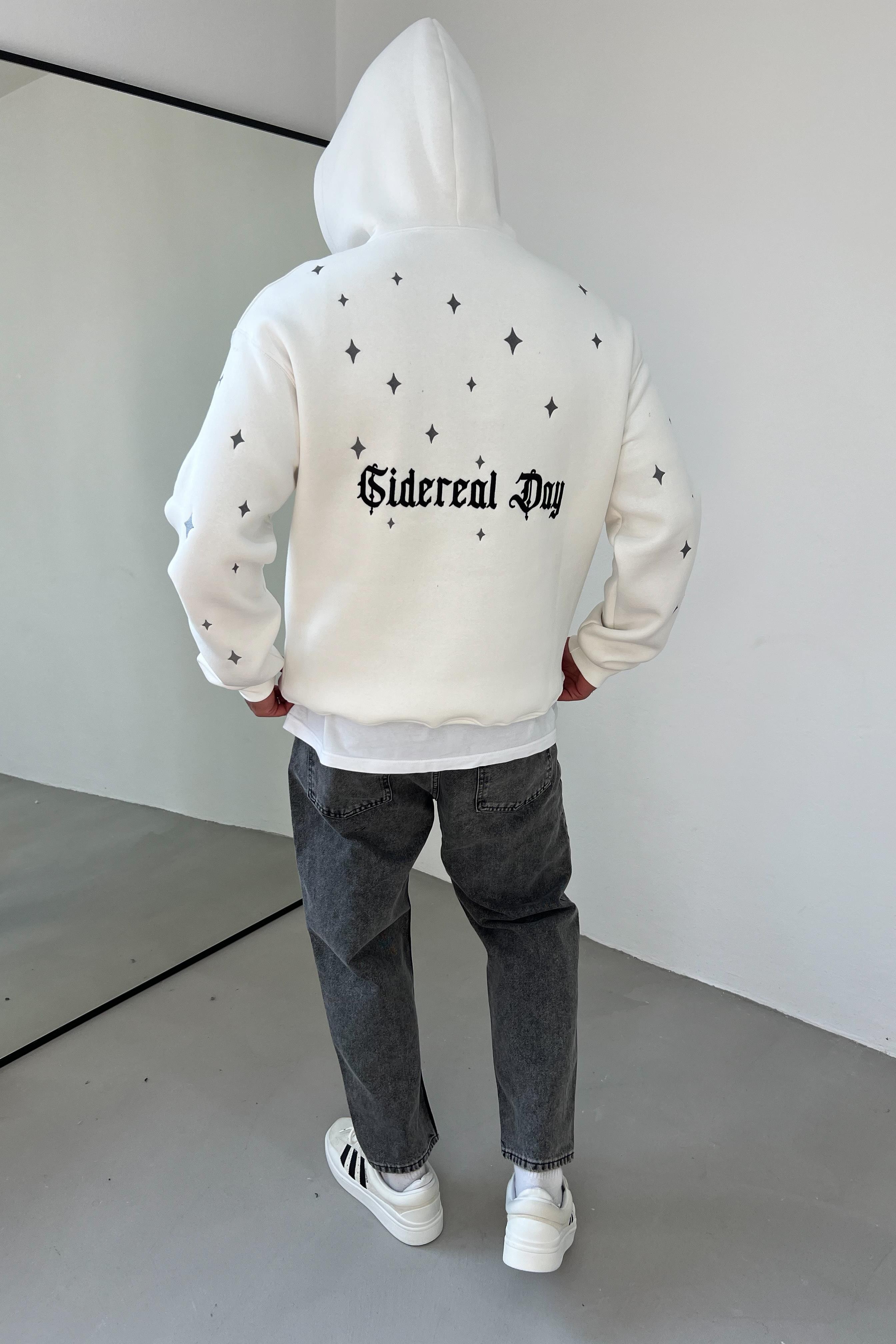 Sideral Day Nakışlı Oversize Beyaz Sweatshirt 5016