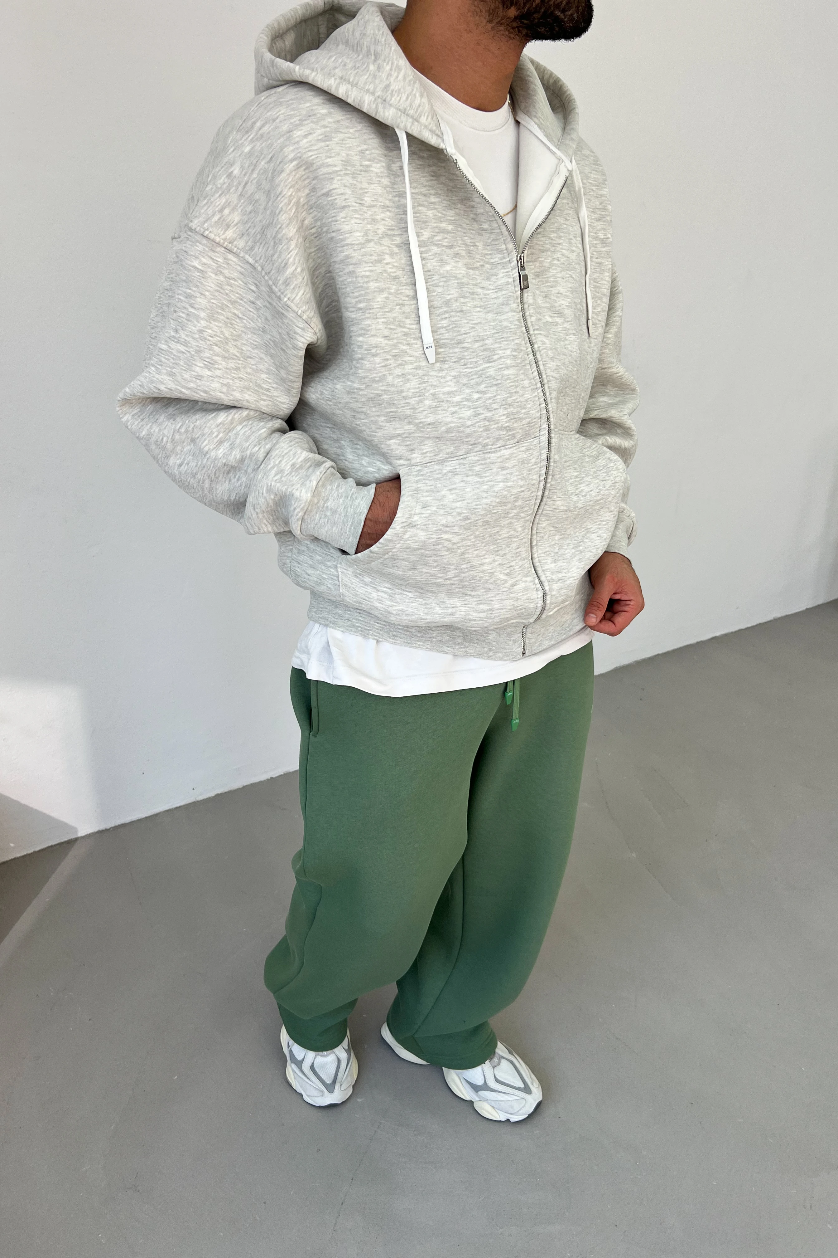 Kapüşonlu Oversize Basic Sweatshirt 26K115