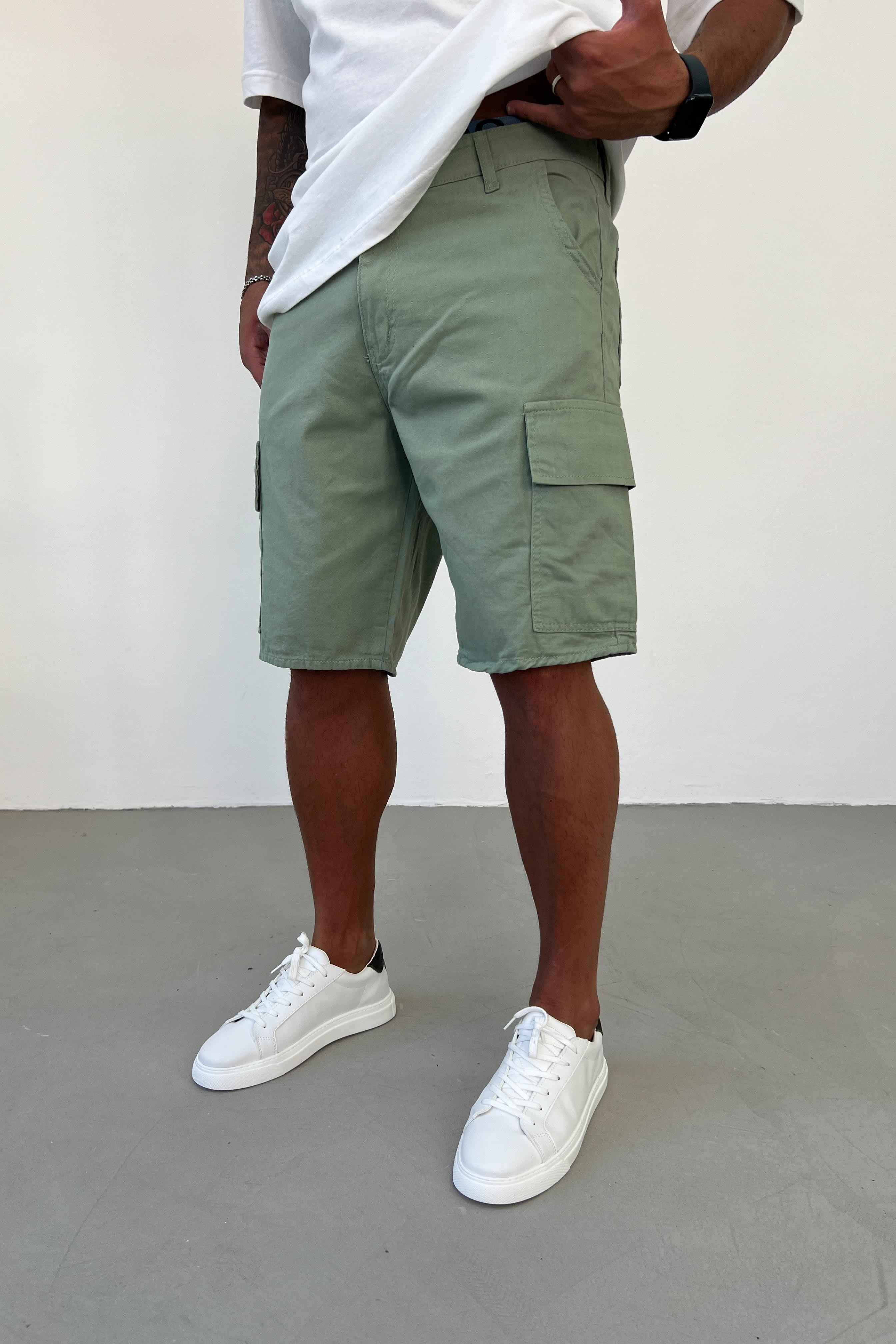 Gabardin Kumaş Yeşil Kargo Şort 2660