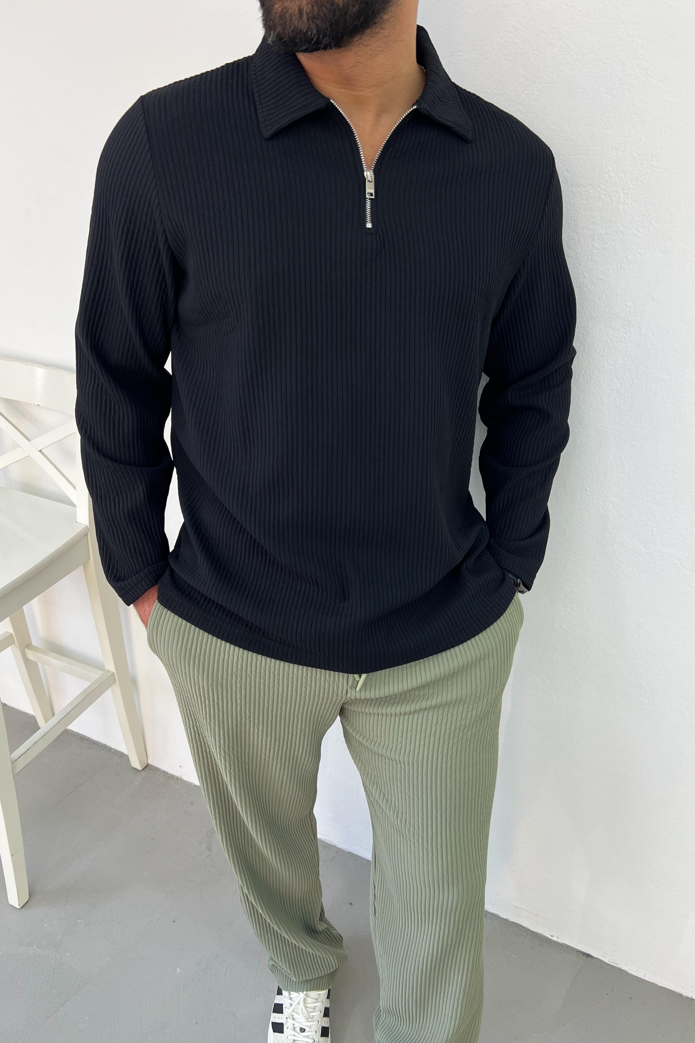 Yakası Fermuarlı Fitilli Siyah Sweatshirt 1543