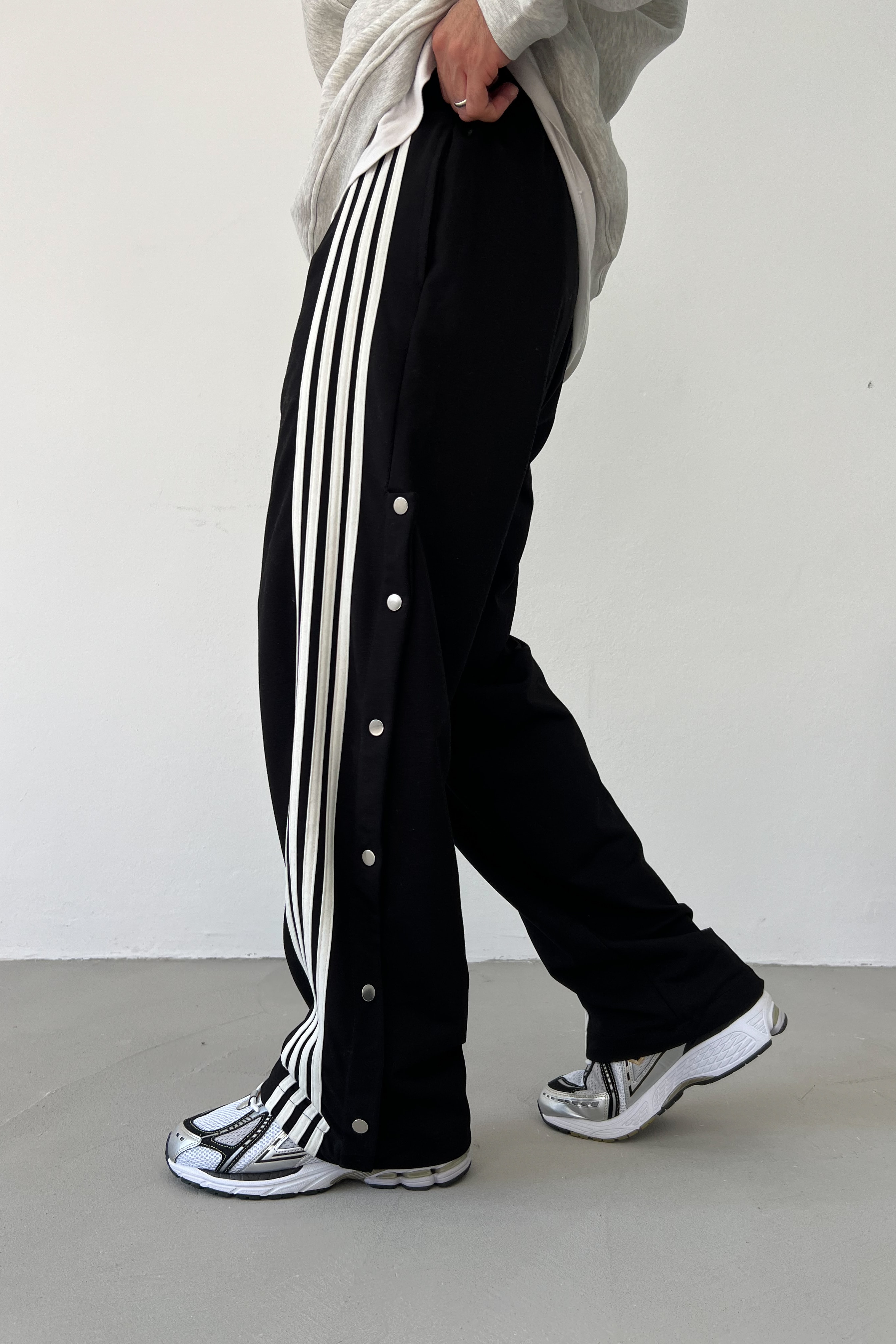 Şerit Detaylı Baggy Eşofman 26K103 - Siyah