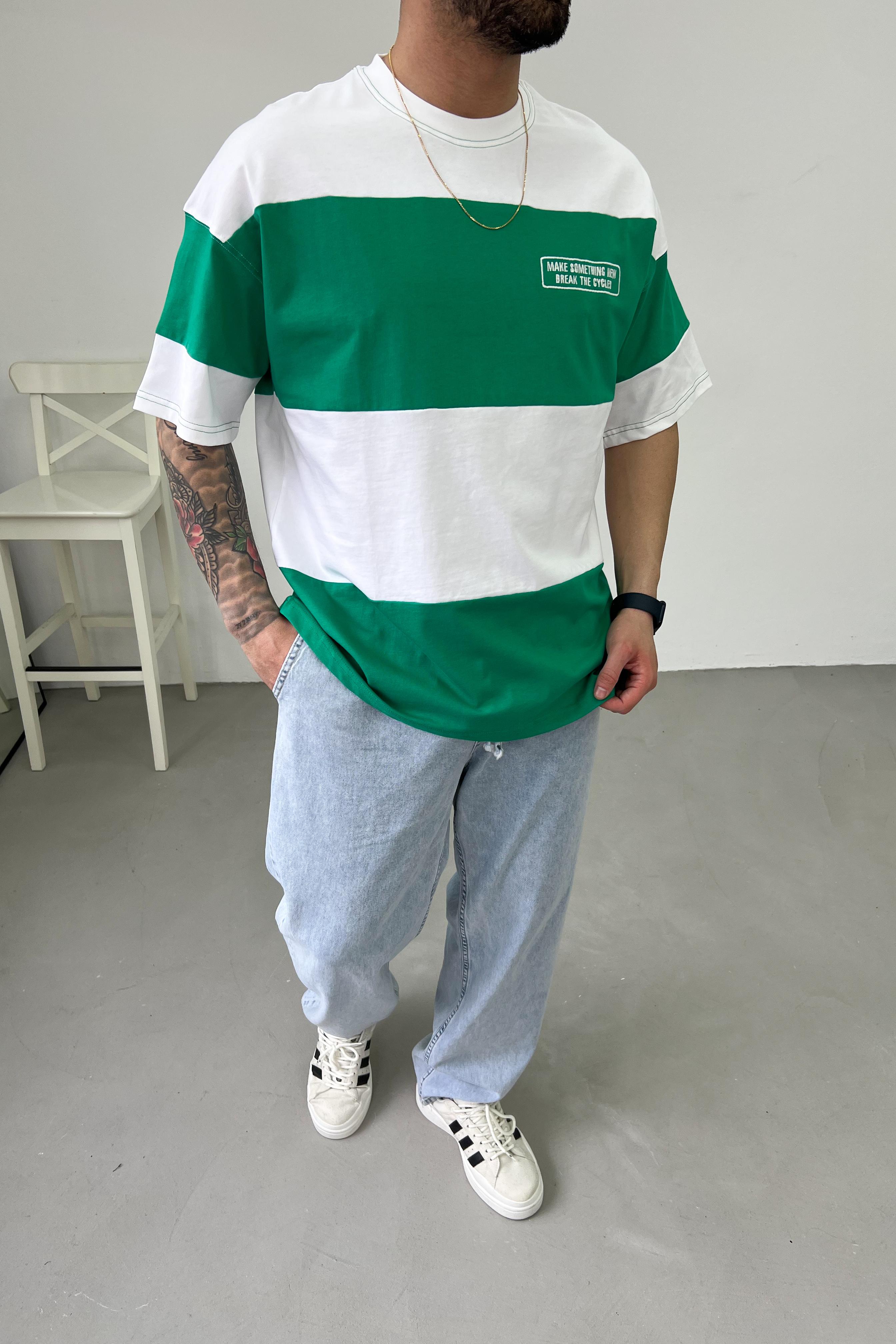 Göğüs Yazılı Parçalı Oversize Tshirt Y100
