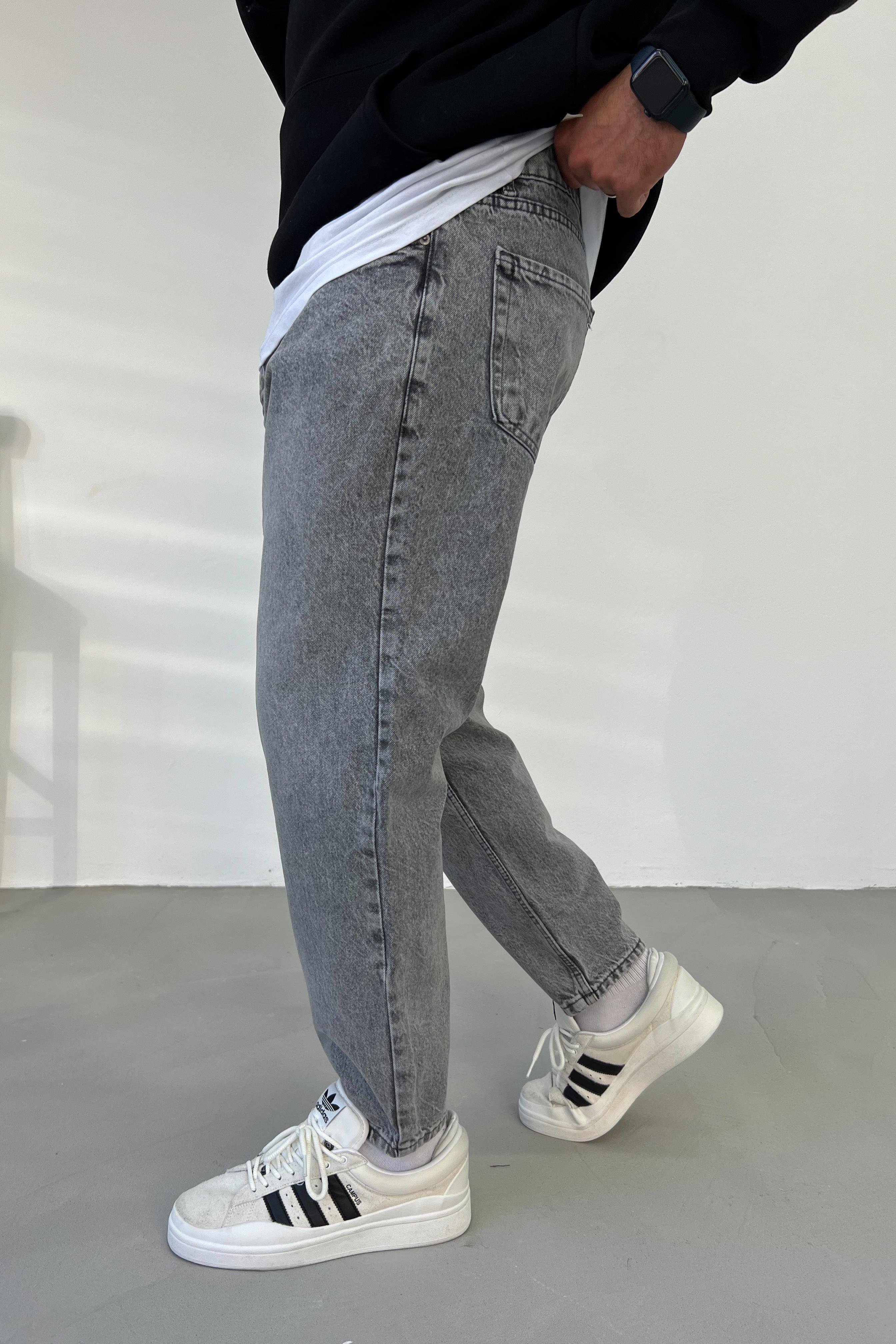Yırtık Detaylı Taşlamalı Gri Boyfriend Pantolon 2356