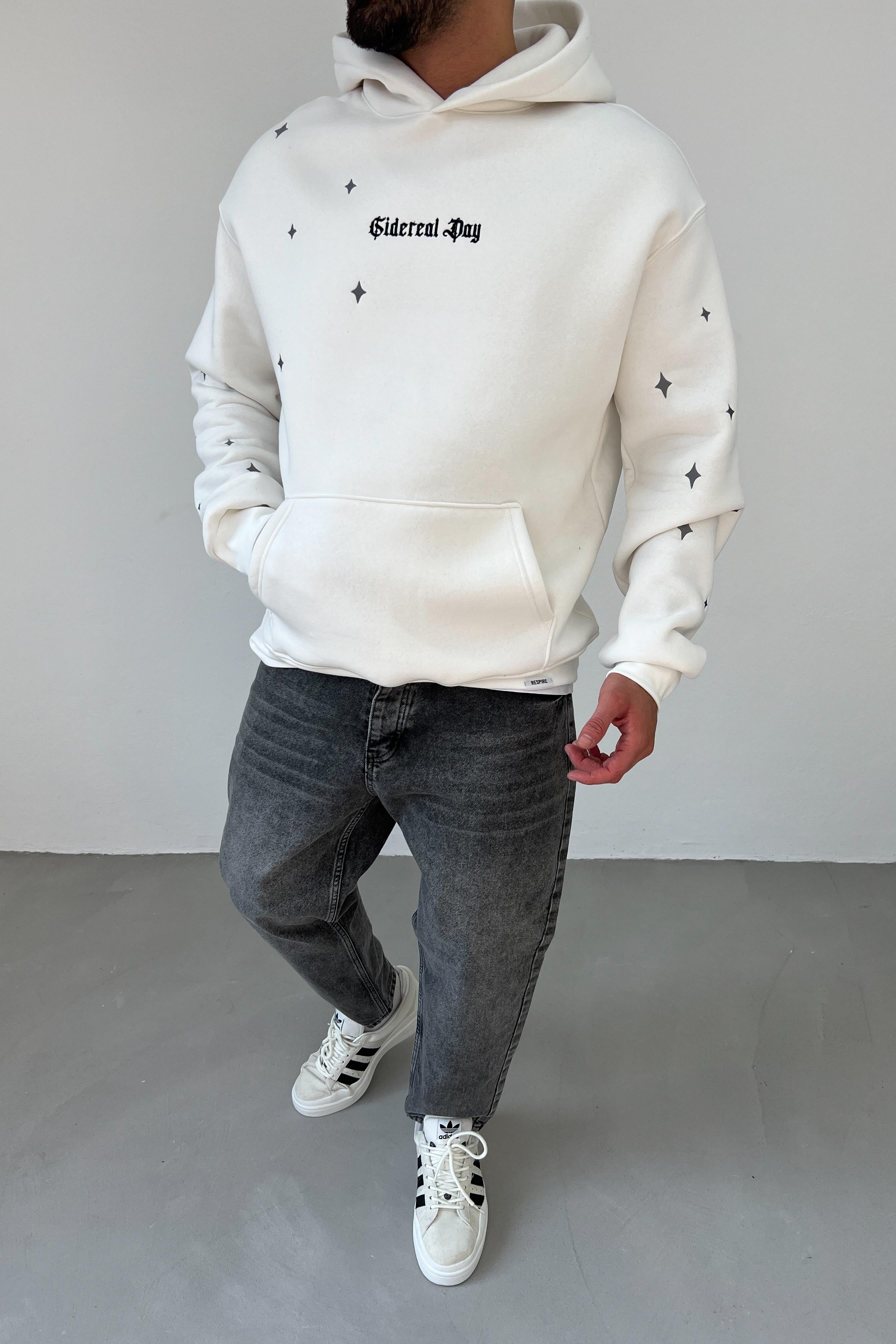 Sideral Day Nakışlı Oversize Beyaz Sweatshirt 5016