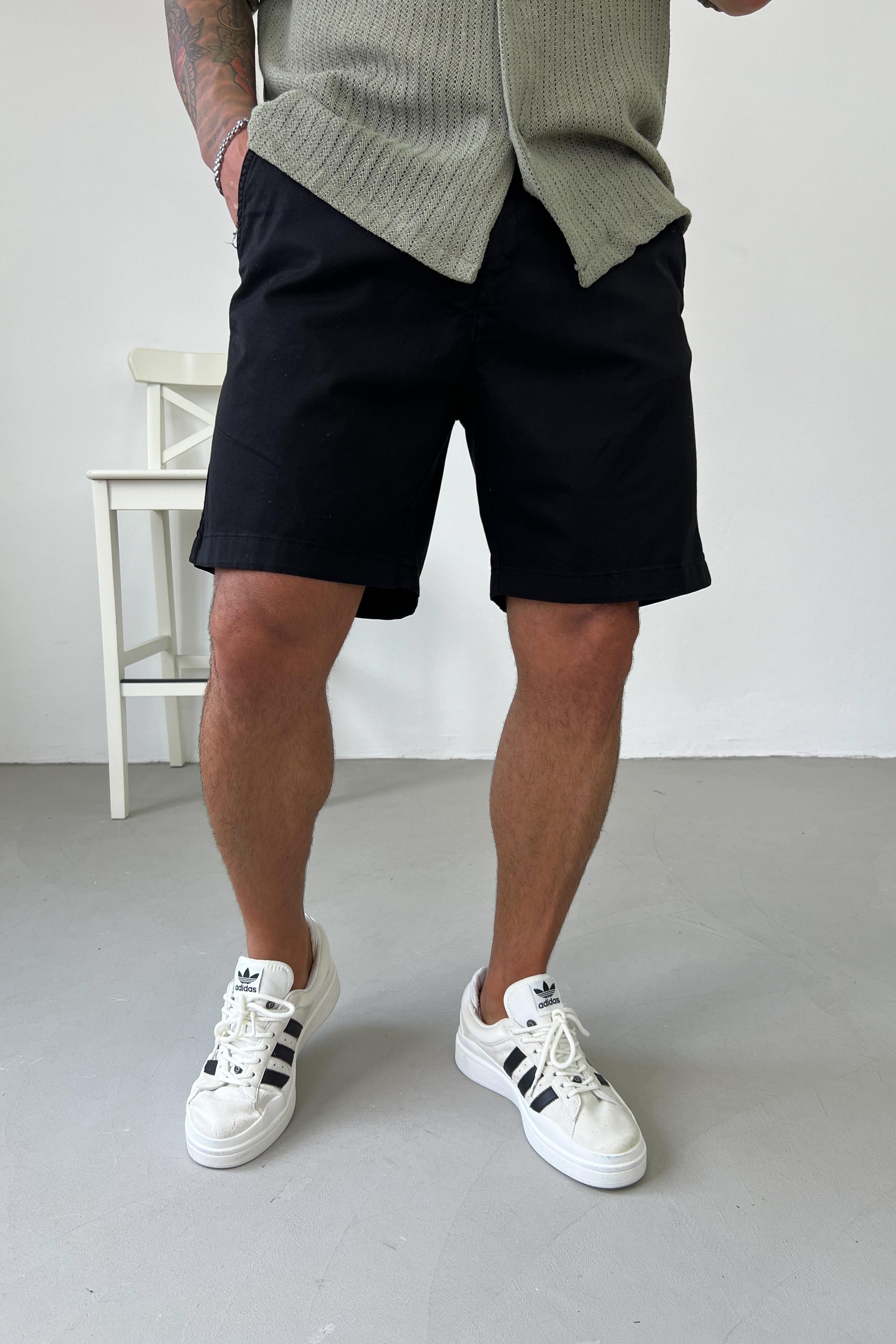 Gabardin Siyah Basic Şort 1983