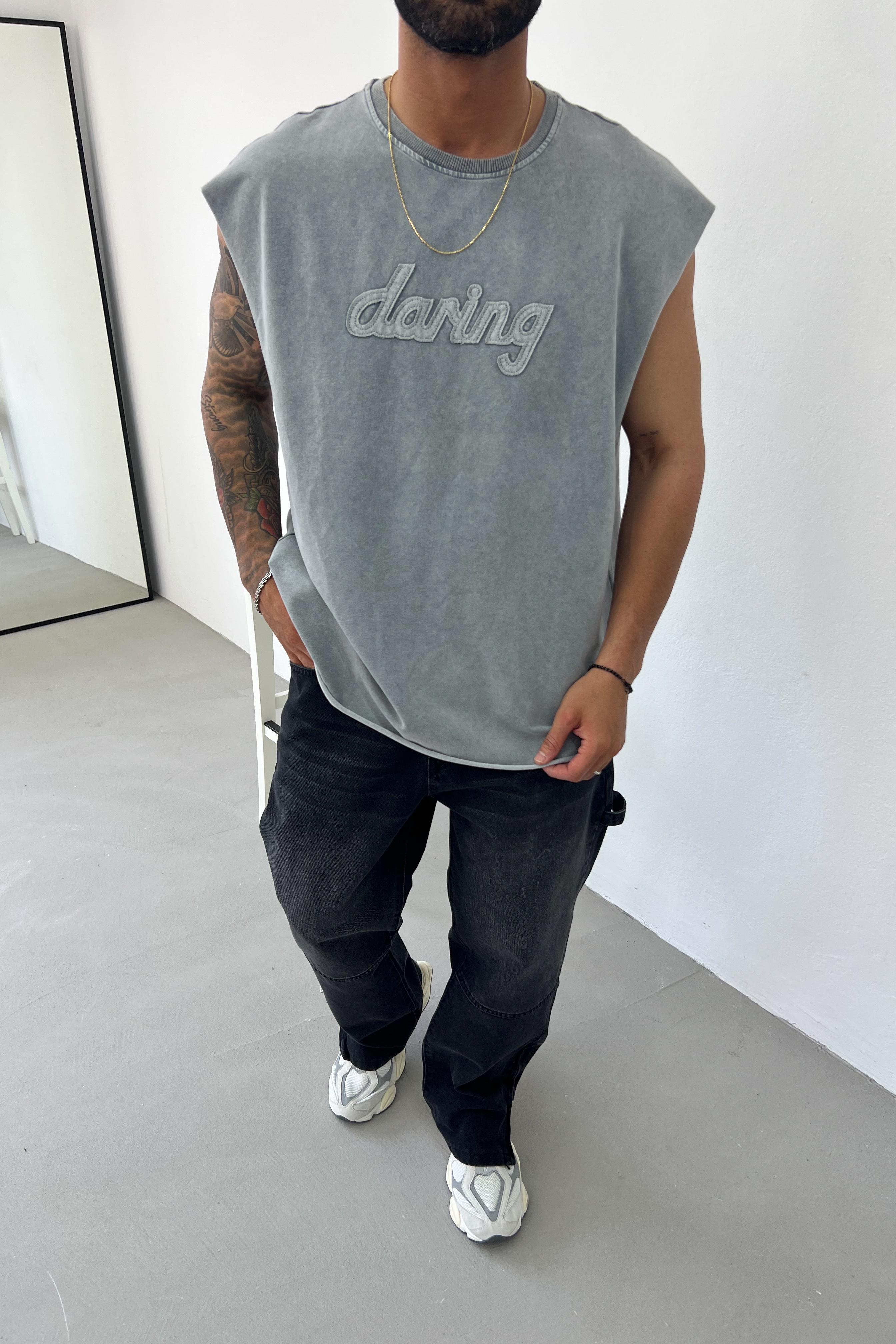 Gri