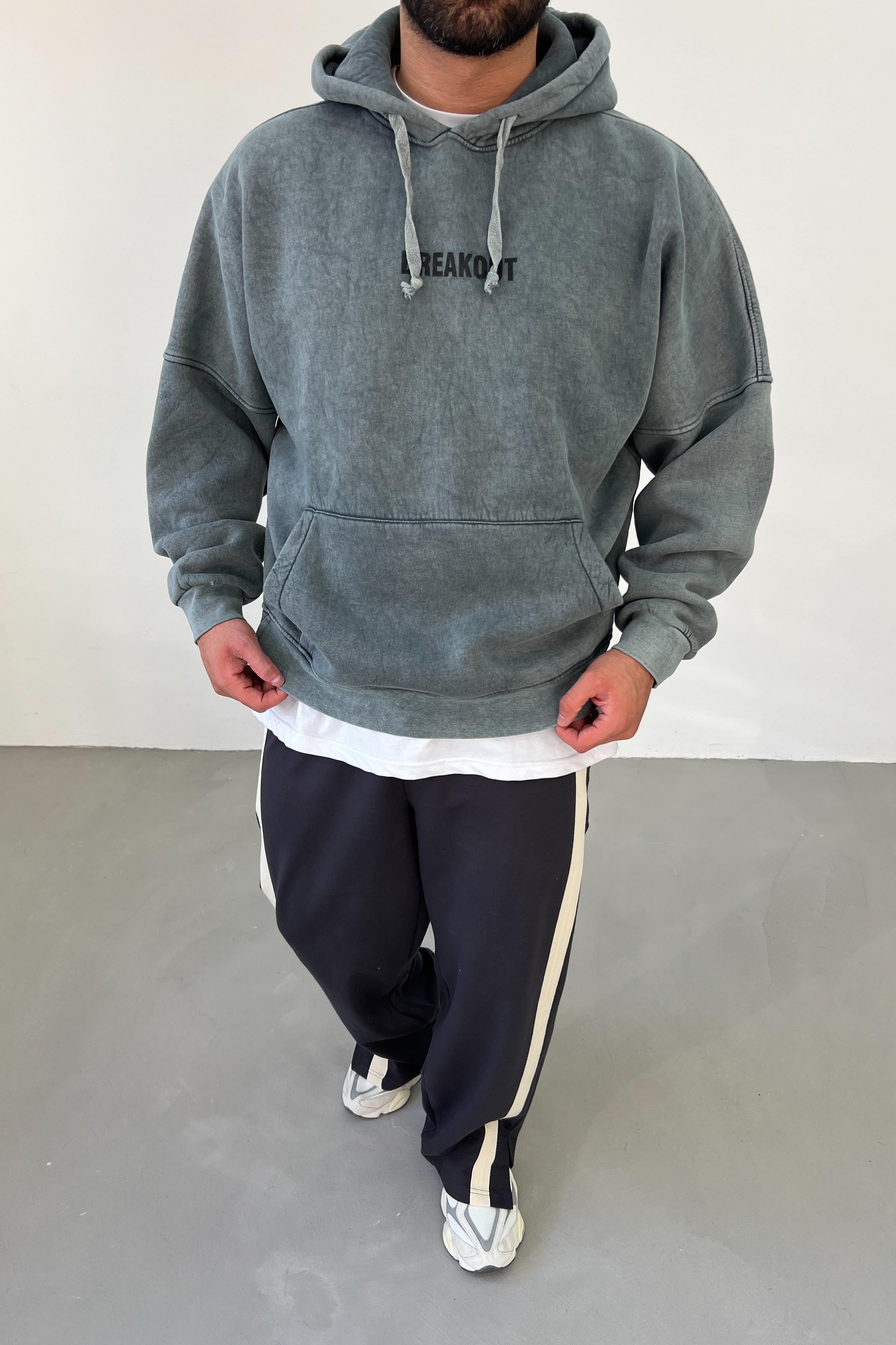 Breakout Baskılı Yıkamalı Oversize Gri Sweatshirt 203