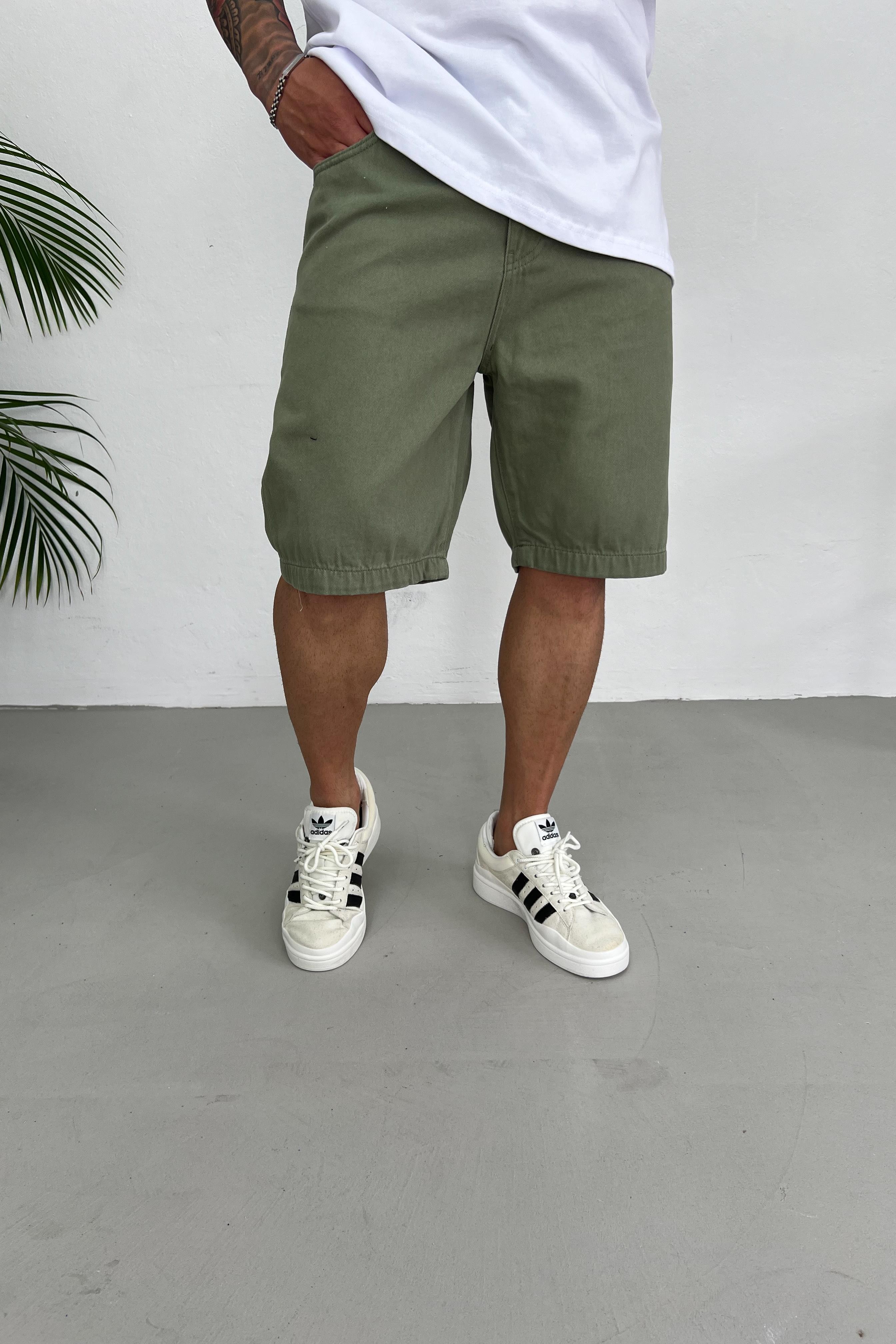Relaxed Fit Yeşil Kot Şort 424