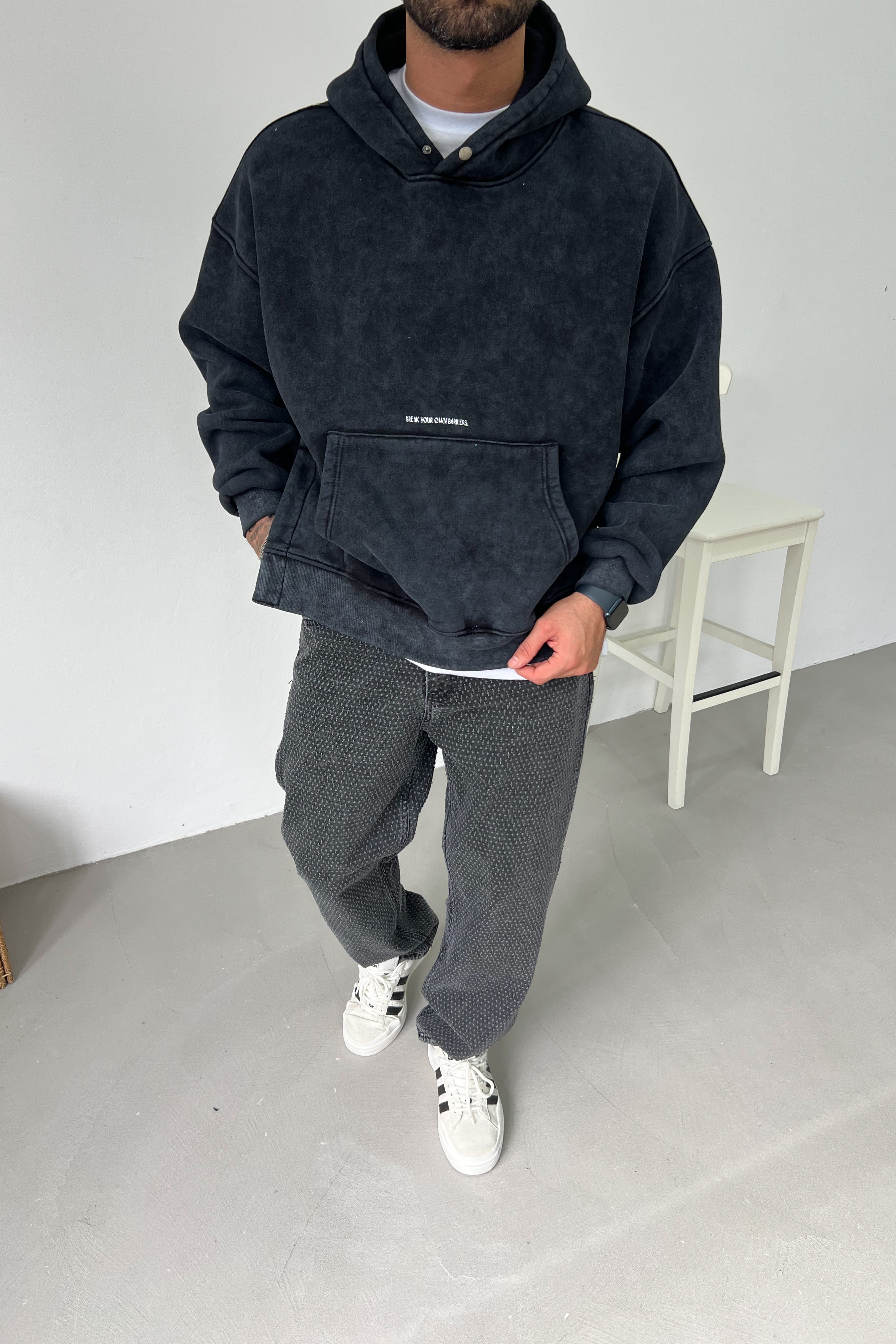 Çıt Çıt Düğme Detaylı Yıkamalı Kapüşonlu Sweatshirt 80-18 - Siyah
