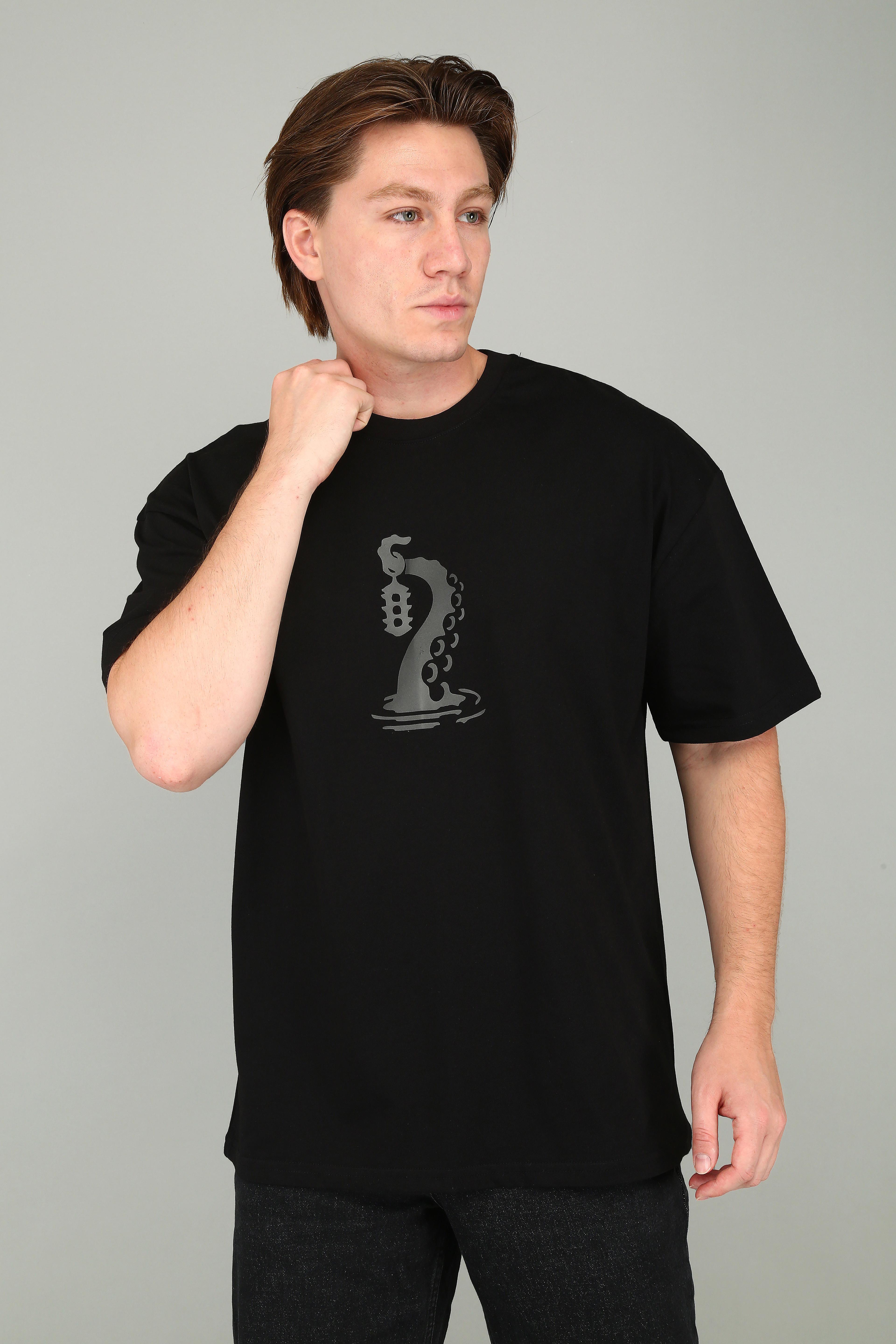 Kraken Grip - Siyah Reflektör Baskılı Oversize Tişört