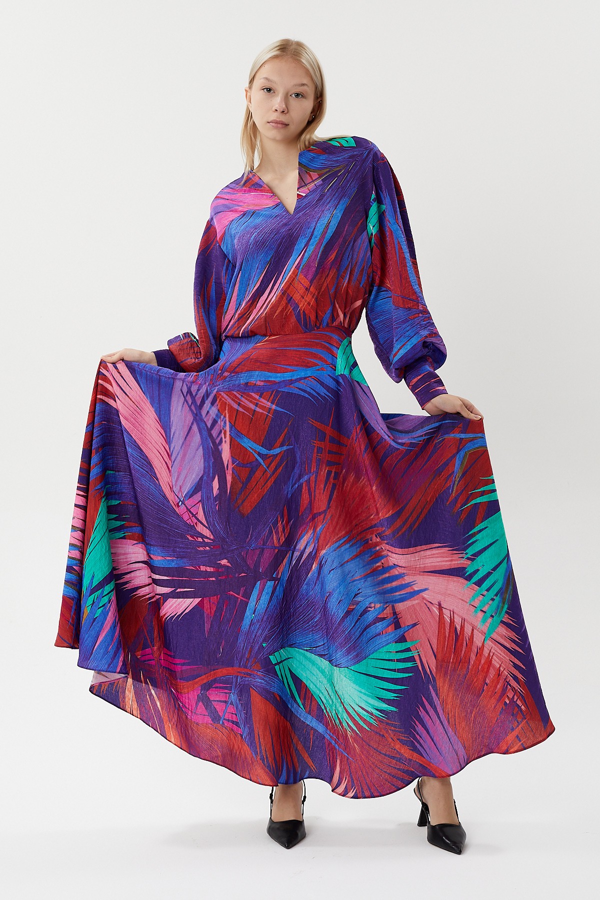 Satin viscose tropical patterned dress