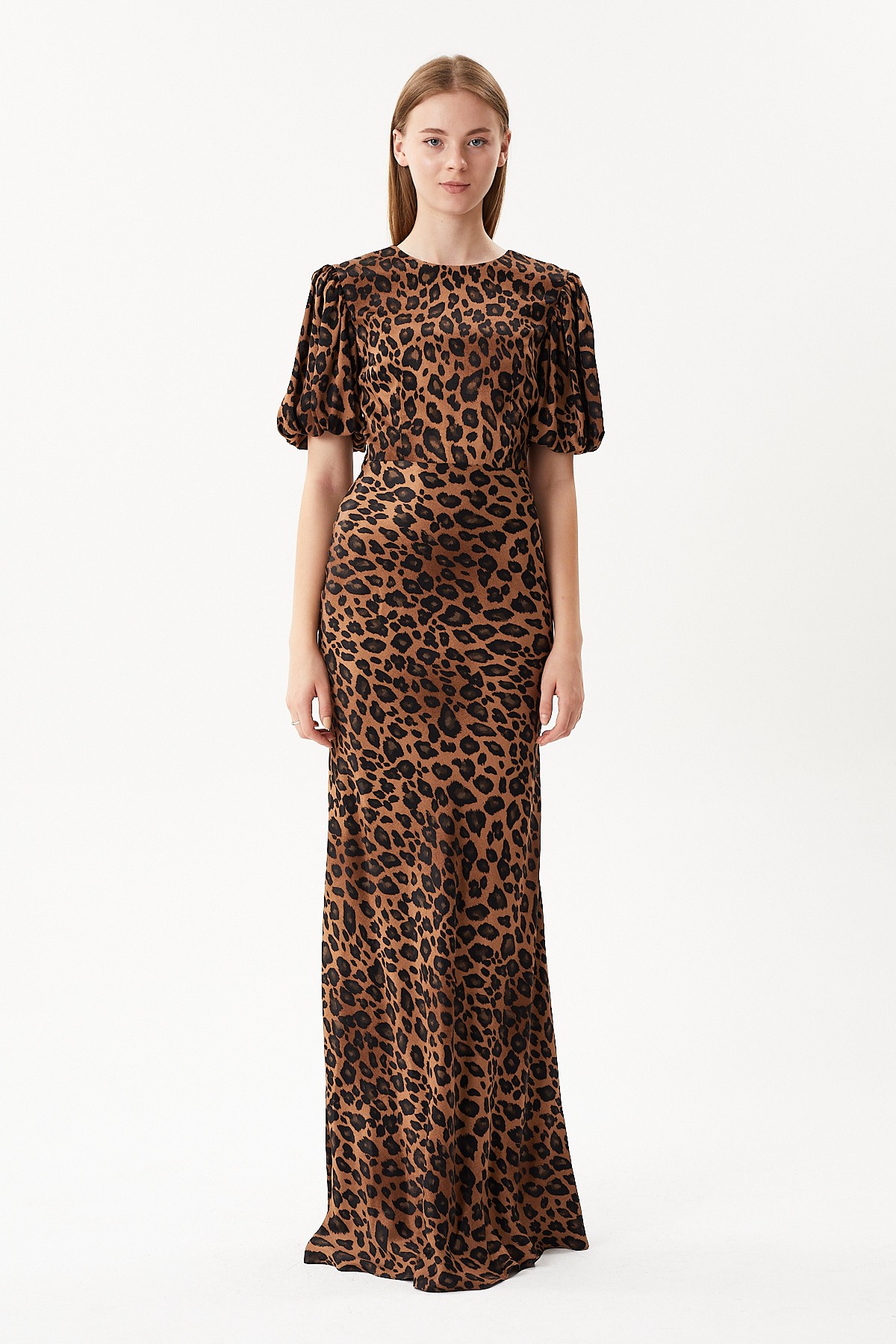 Long dress in viscose satin with leopard pattern detail on the sleeve