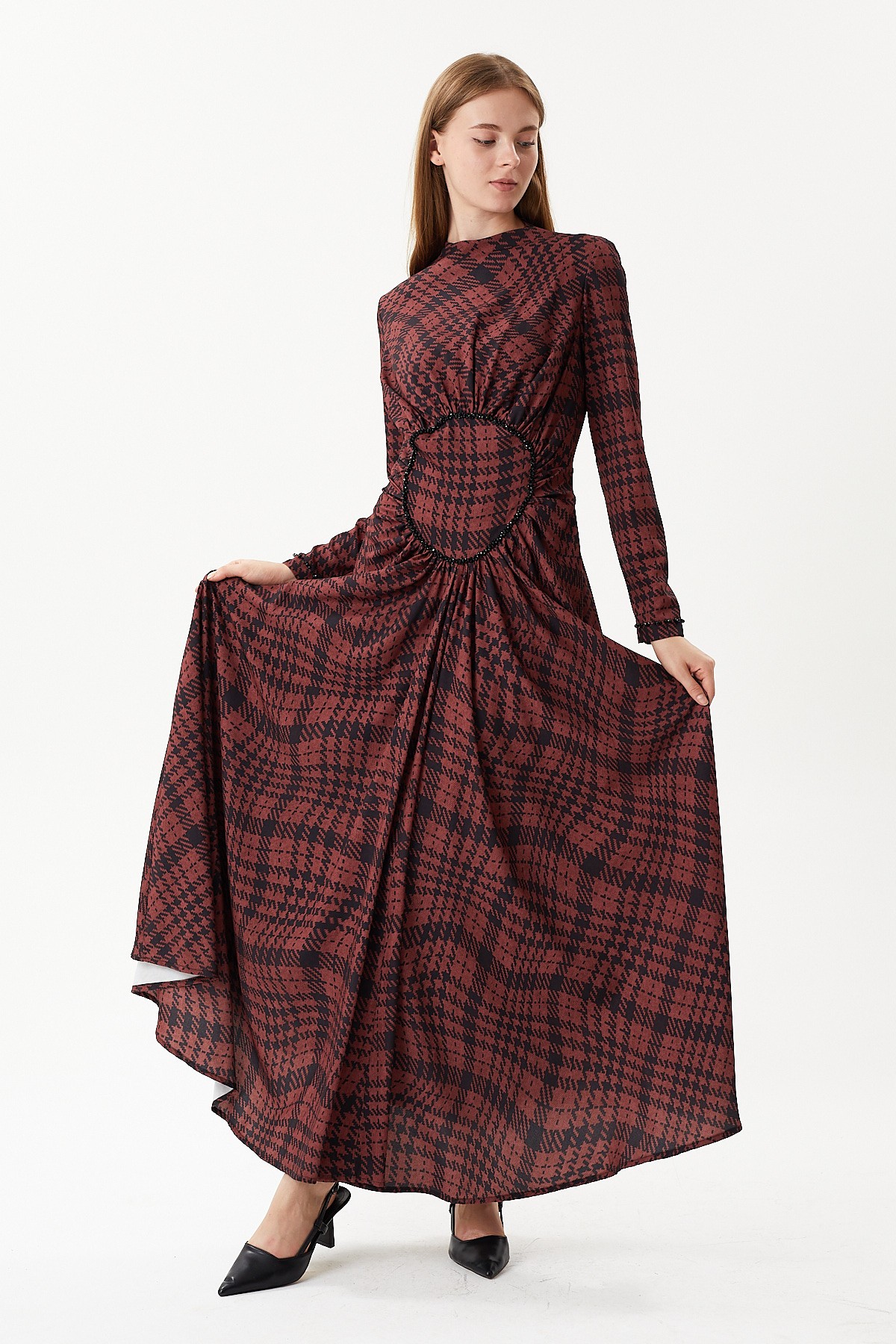 Long dress with plaid pattern and hand embroidery on the front