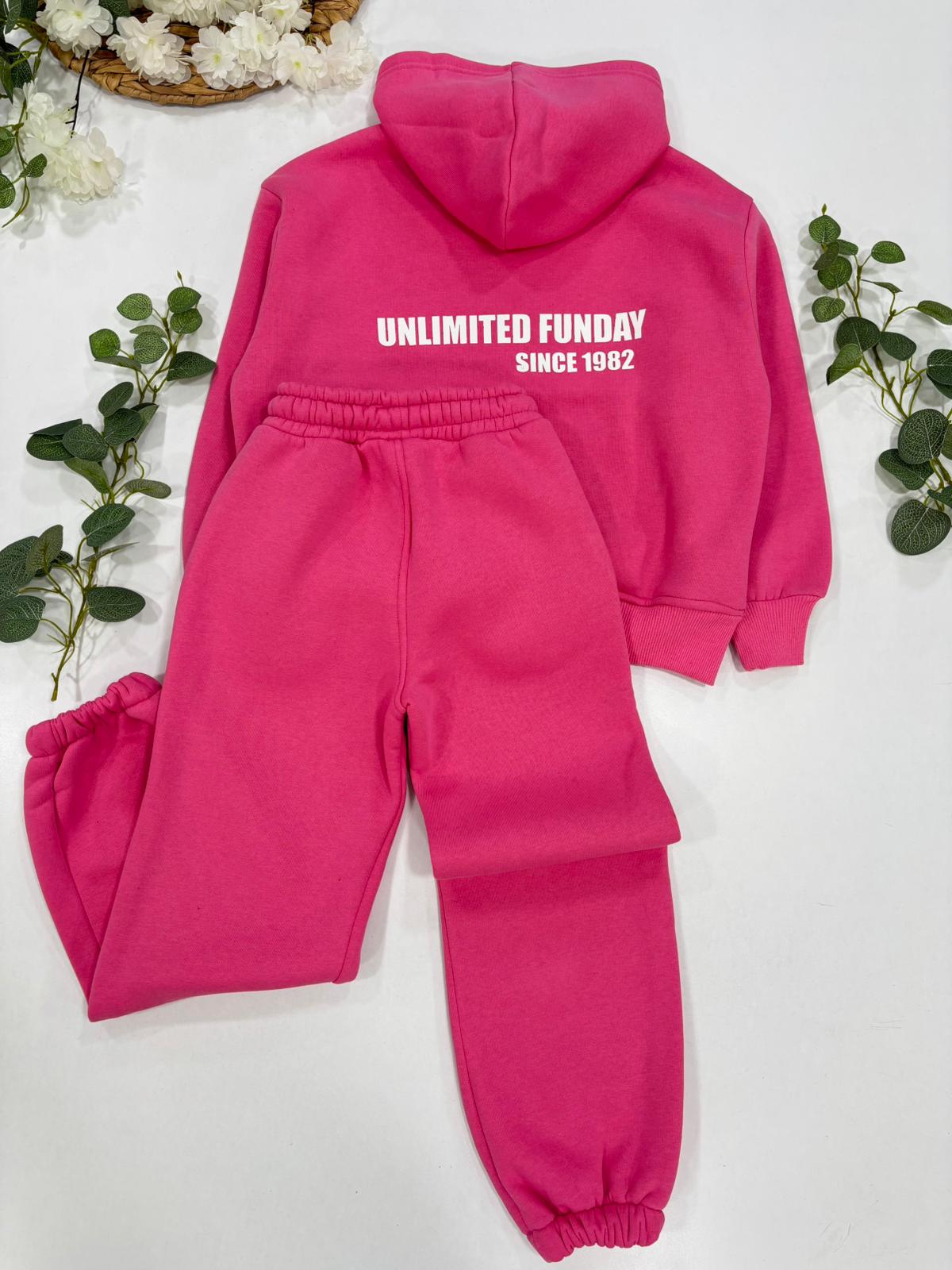 KIZ ÇOCUK OVERSİZE EŞOFMAN TAKIMI