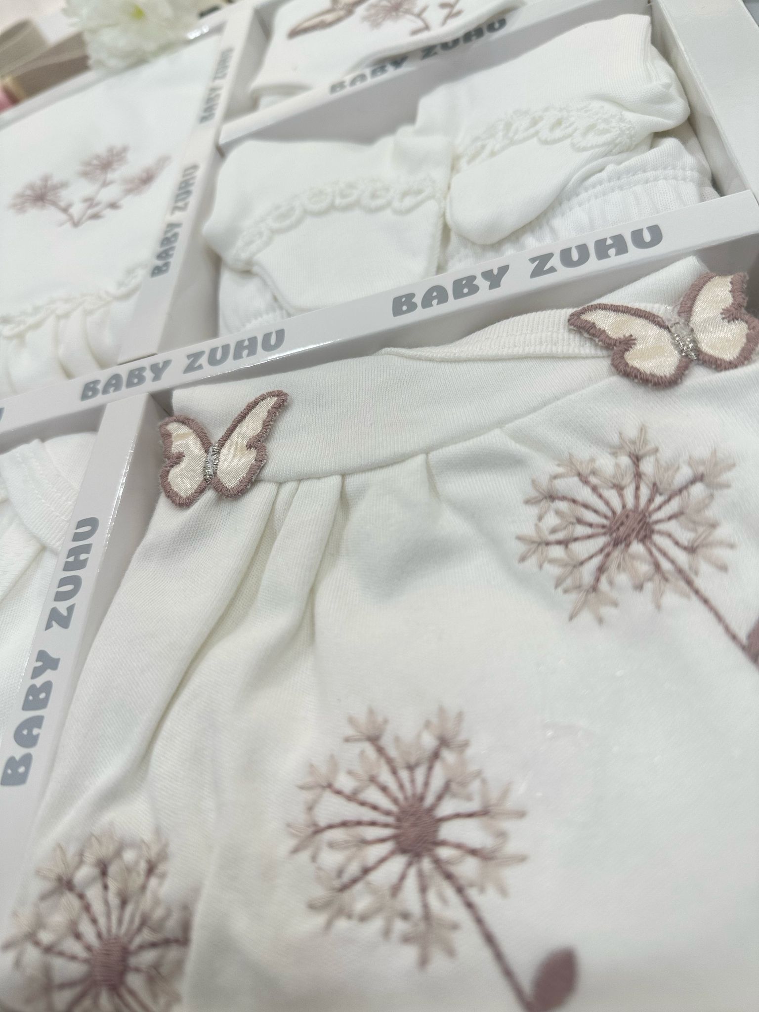 YENİDOĞAN 11 PARÇA HASTANE ÇIKIŞI