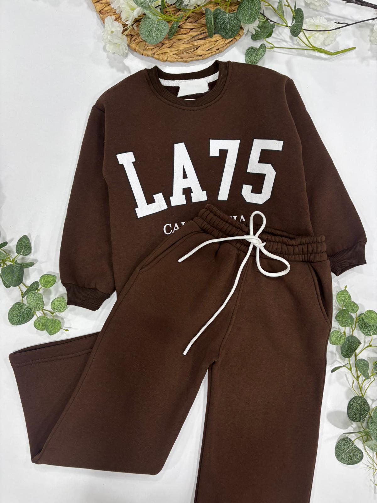 3 İP EŞOFMAN TAKIMI