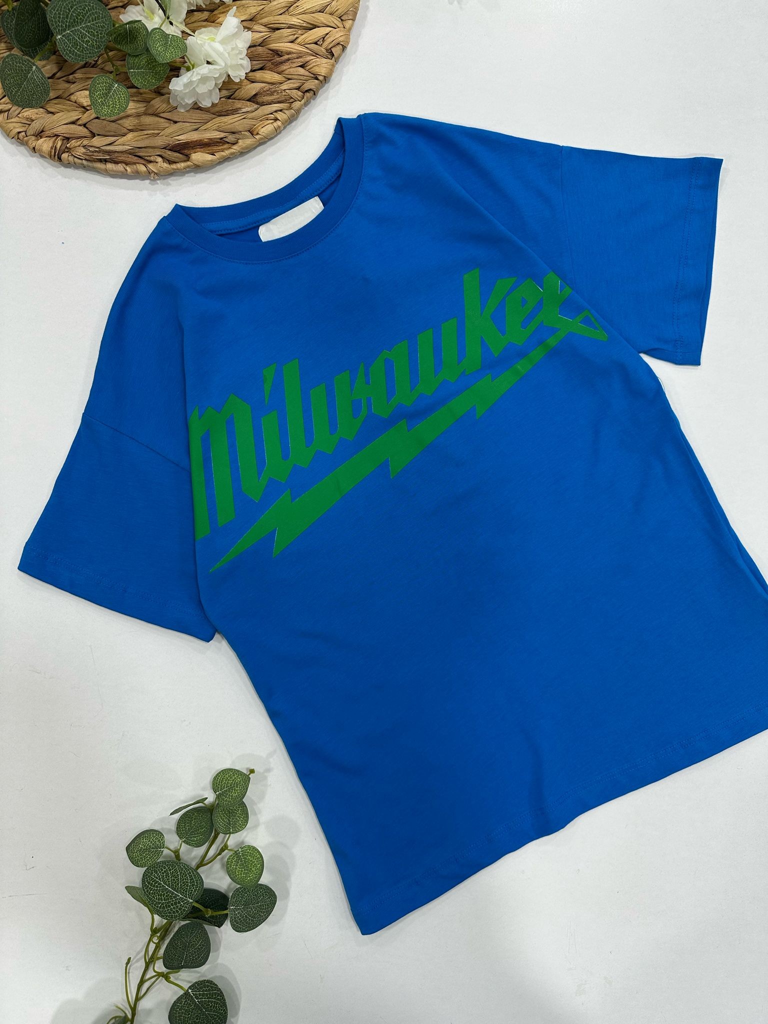 UNISEX T-SHIRT