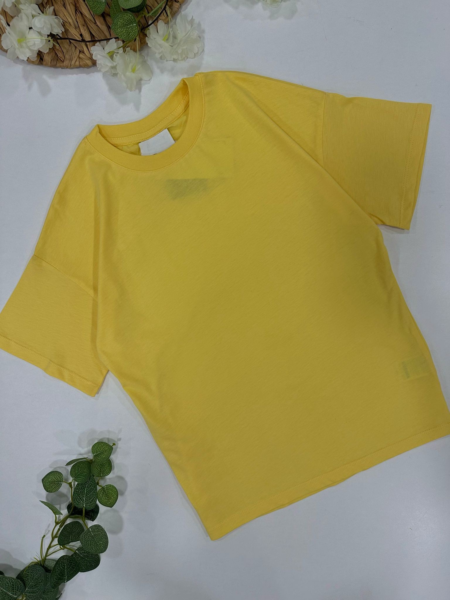 UNISEX T-SHIRT