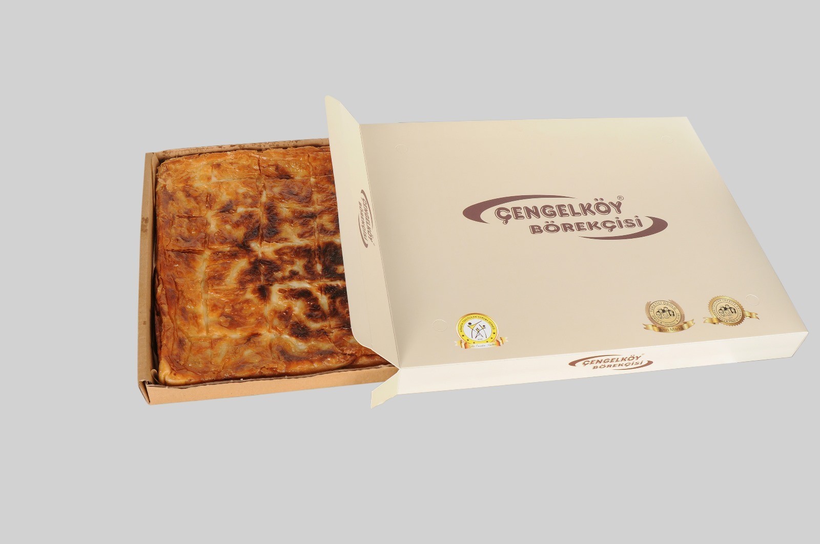 Çengelköy Dondurulmuş Klasik Peynirli Su Böreği (3 KG)