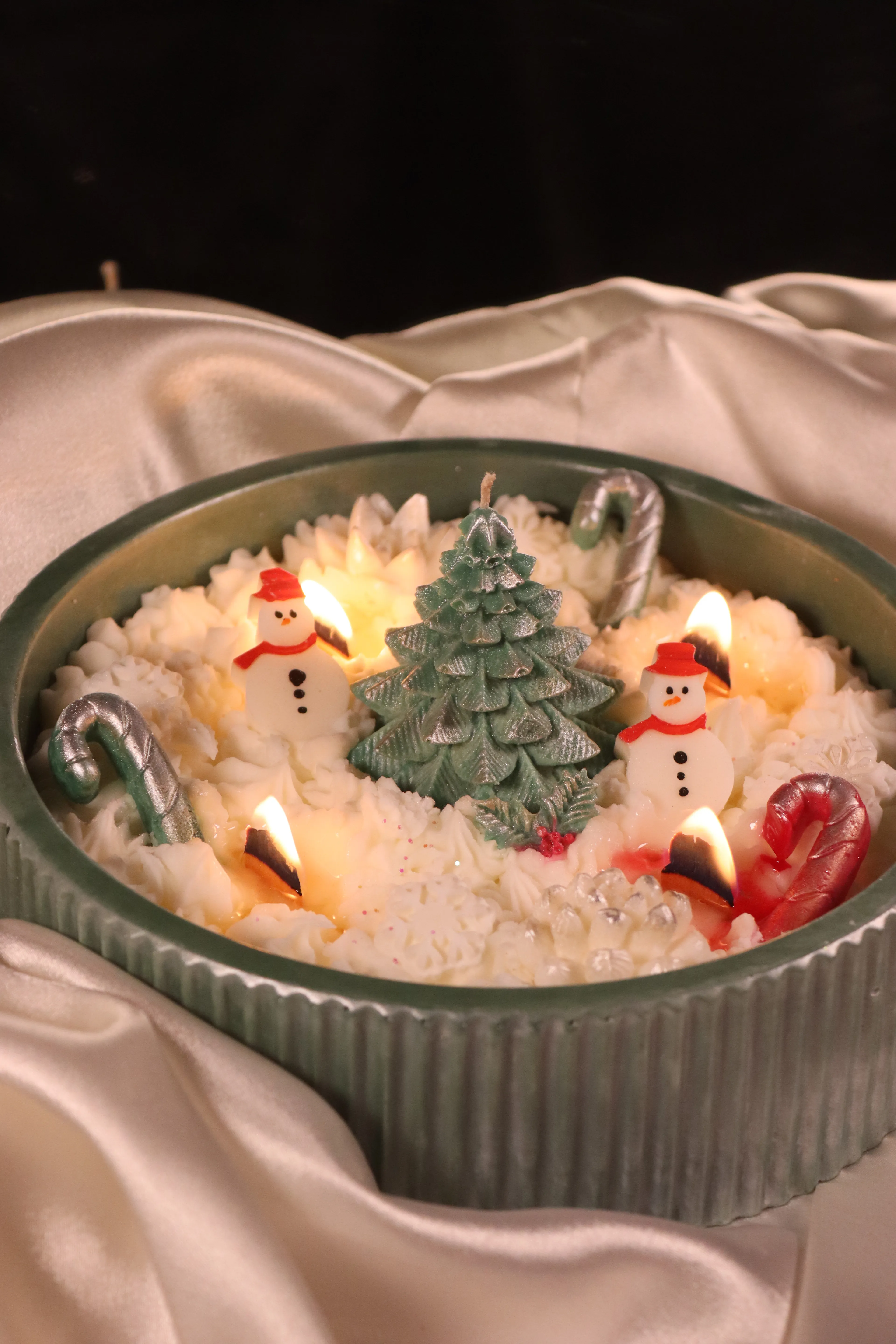 Noel Bahçesi – Christmas Soy Wax Dekoratif Bowl Candle | El Yapımı Yılbaşı Tasarımı