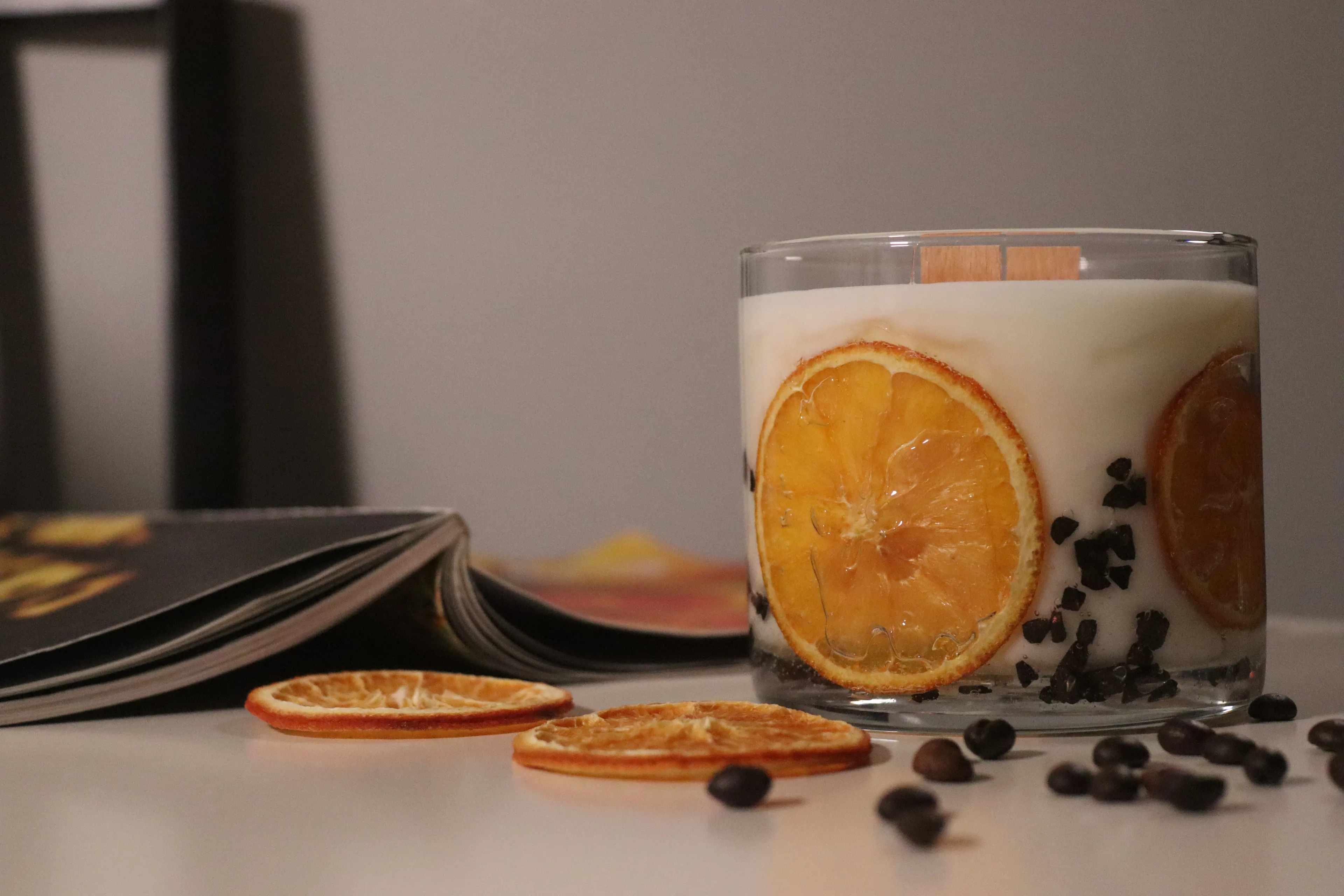 Citrus Crystal – Kırık Cam Detaylı Premium El Yapımı Soya Wax Mum