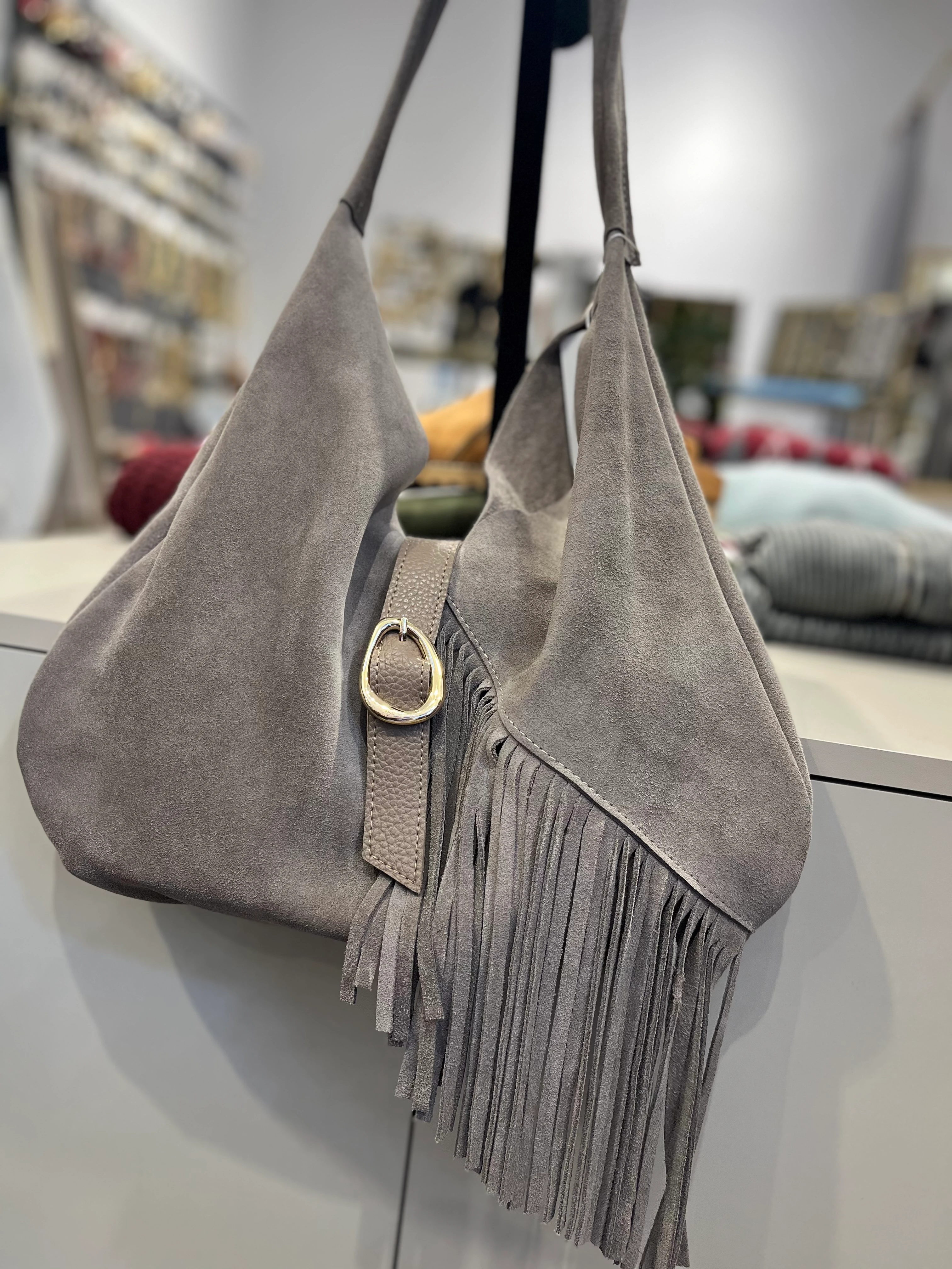 Vizon Hakiki Süet Deri Püsküllü Çanta 