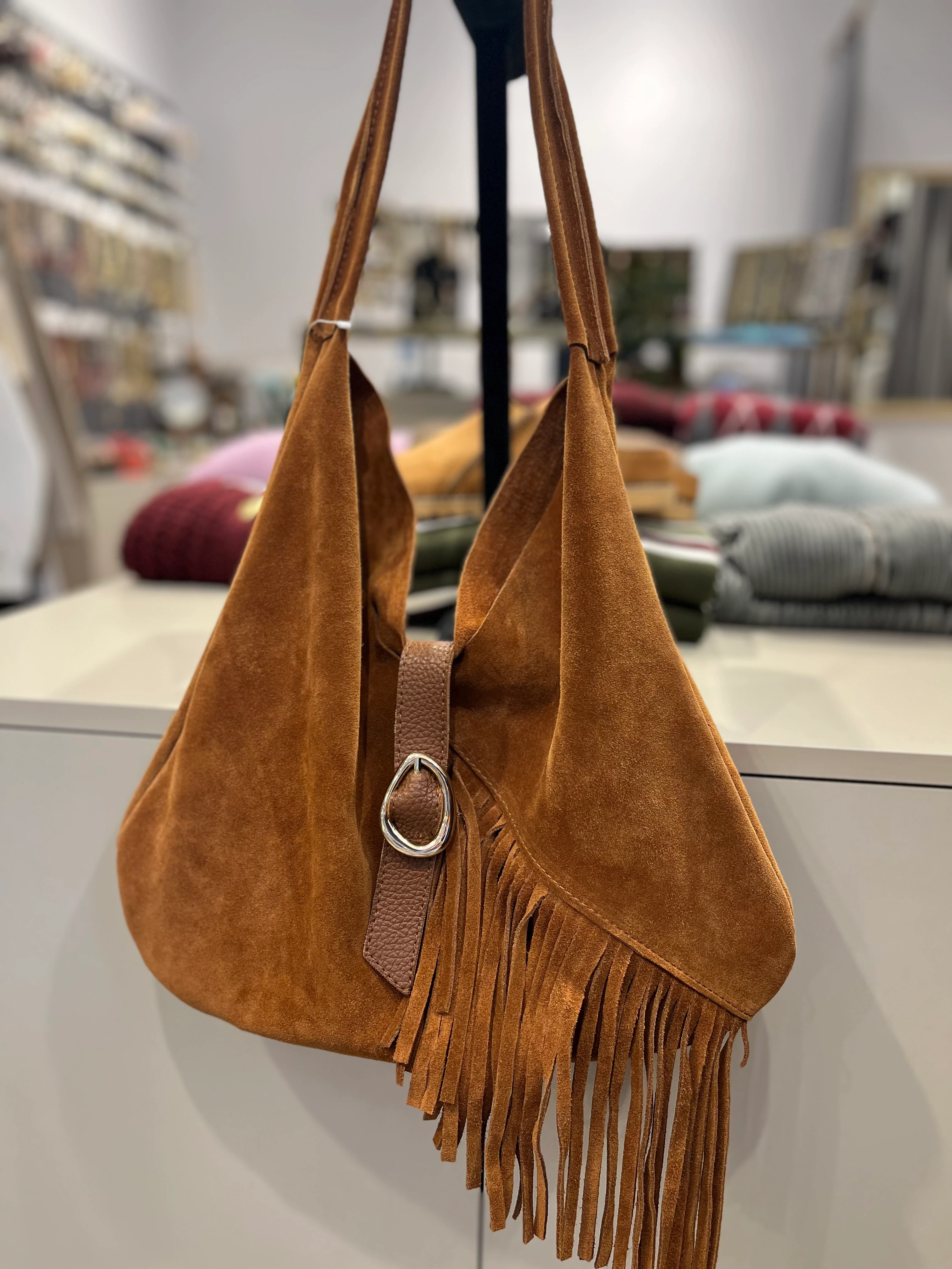 Taba Hakiki Süet Püsküllü Çanta 