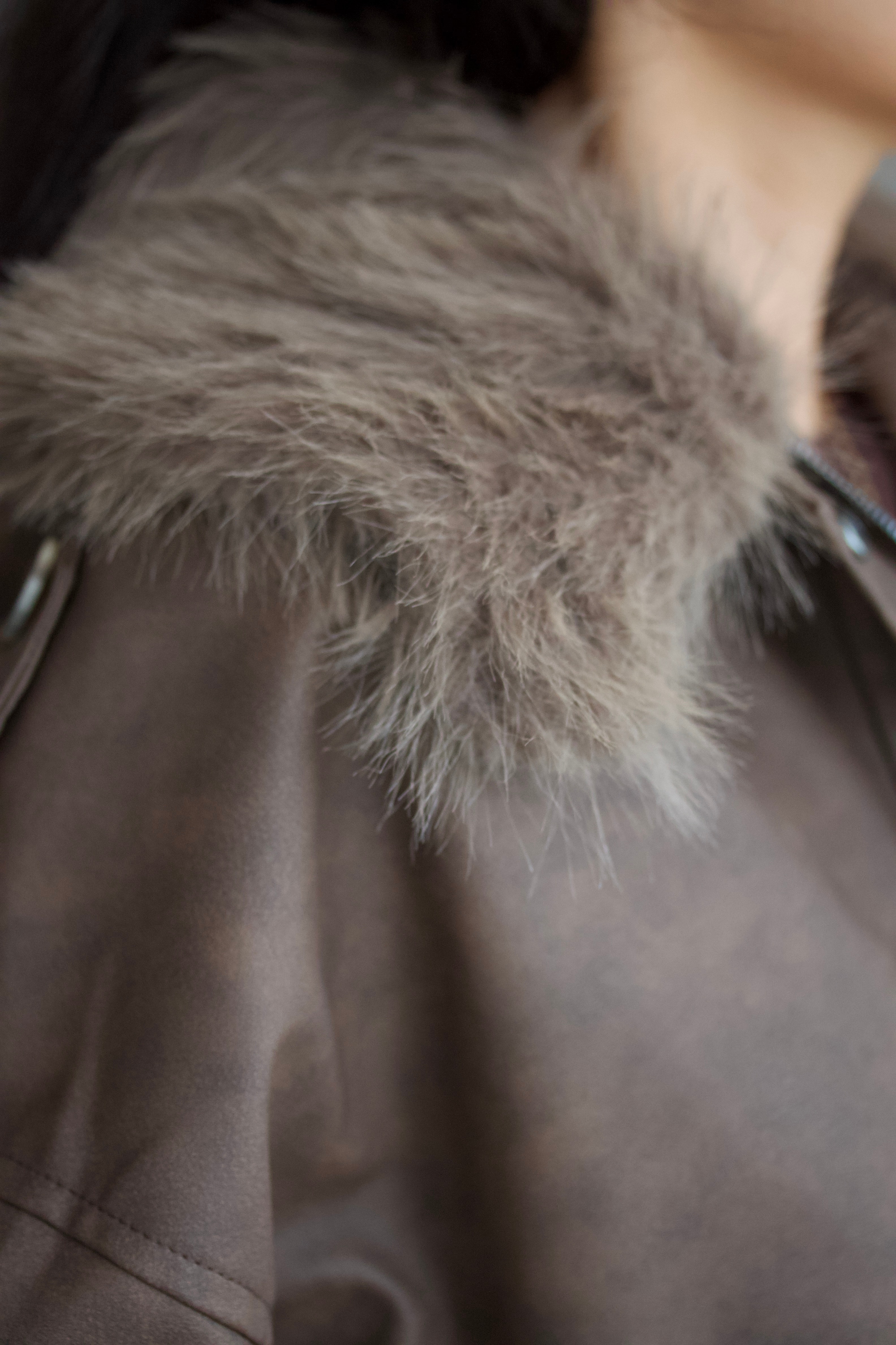 Kahverengi Kürk Yaka Suni Deri Mont 