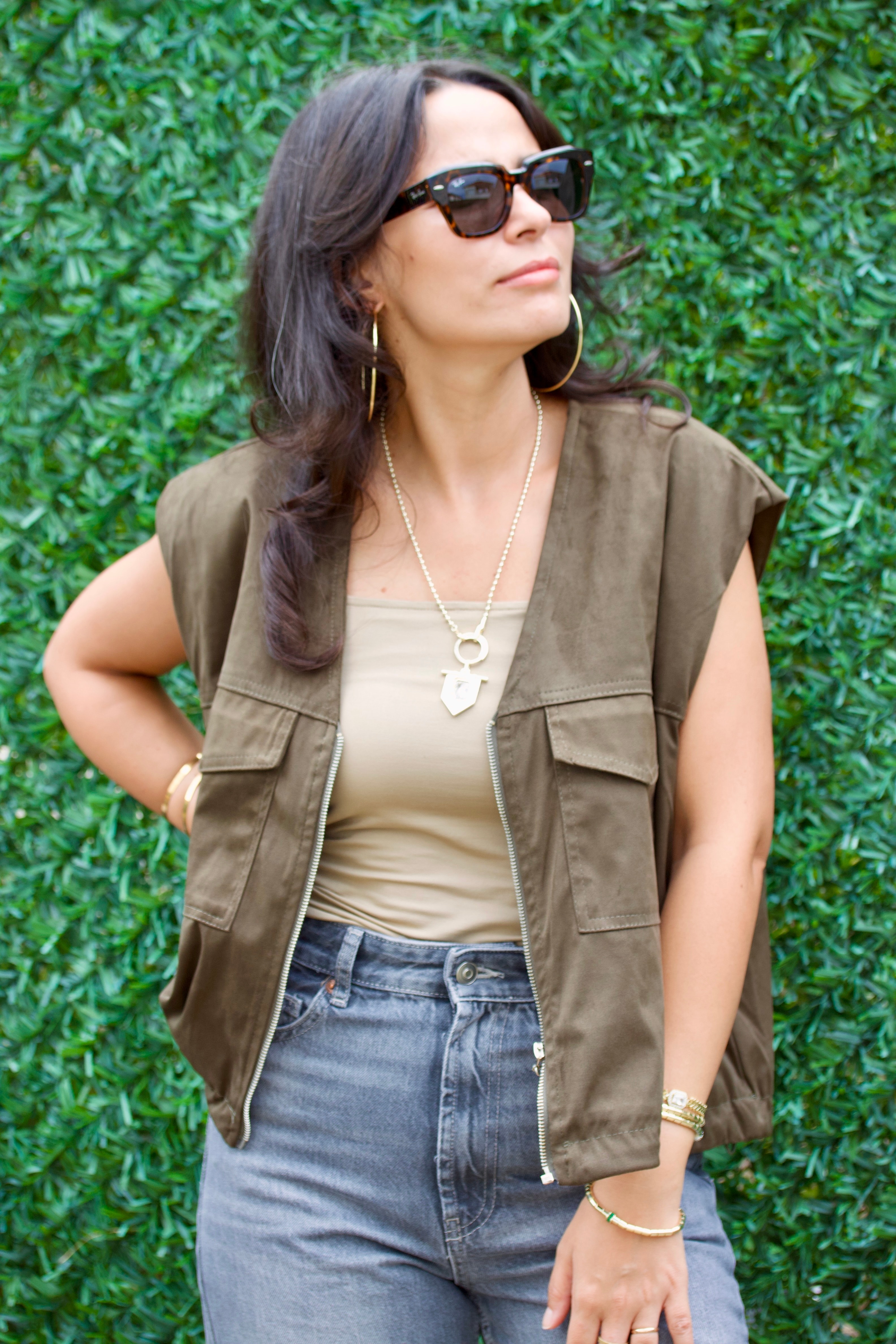 Haki Süet Fermuarlı Yelek 