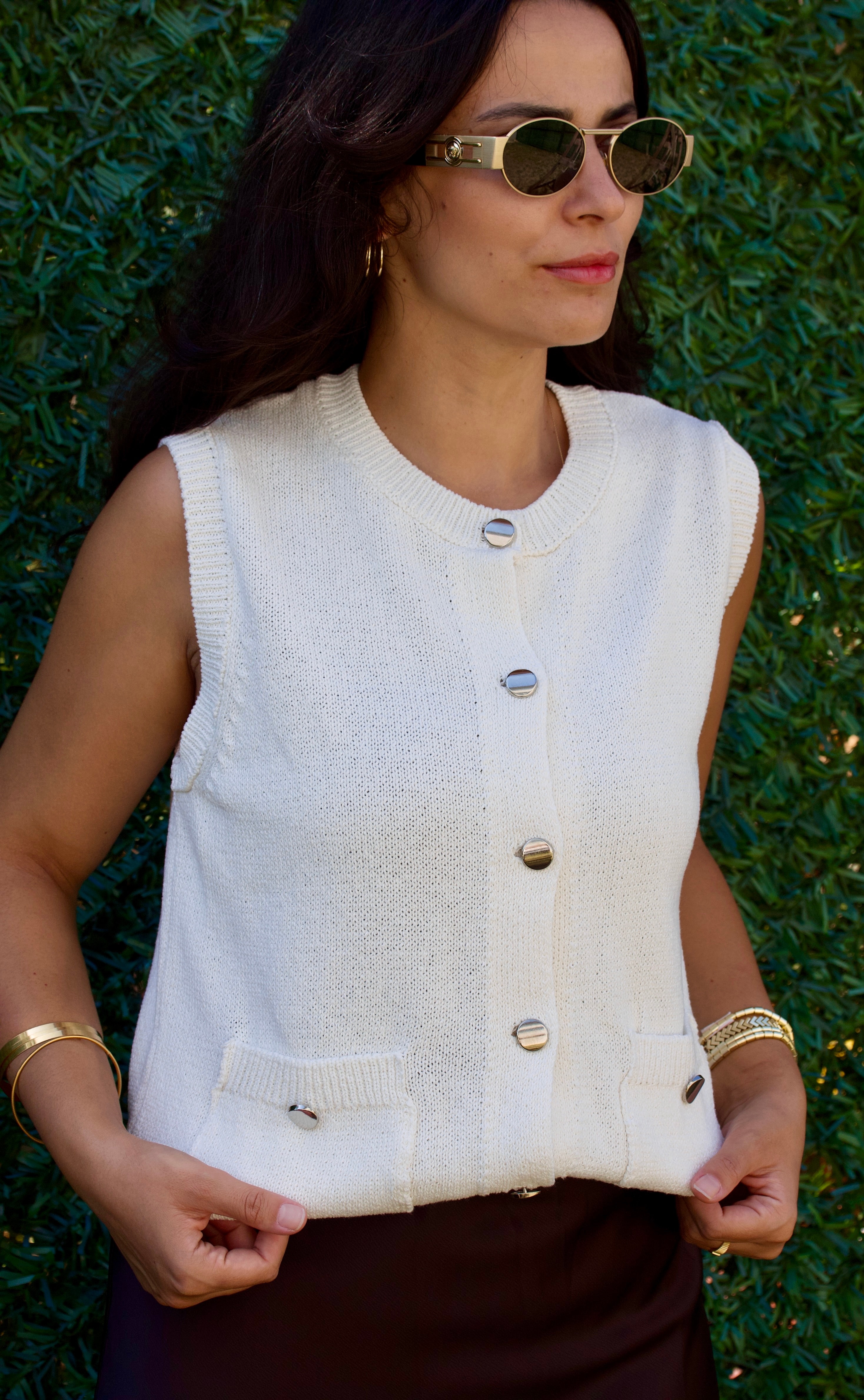 Krem Düğme Detaylı Triko Yelek 