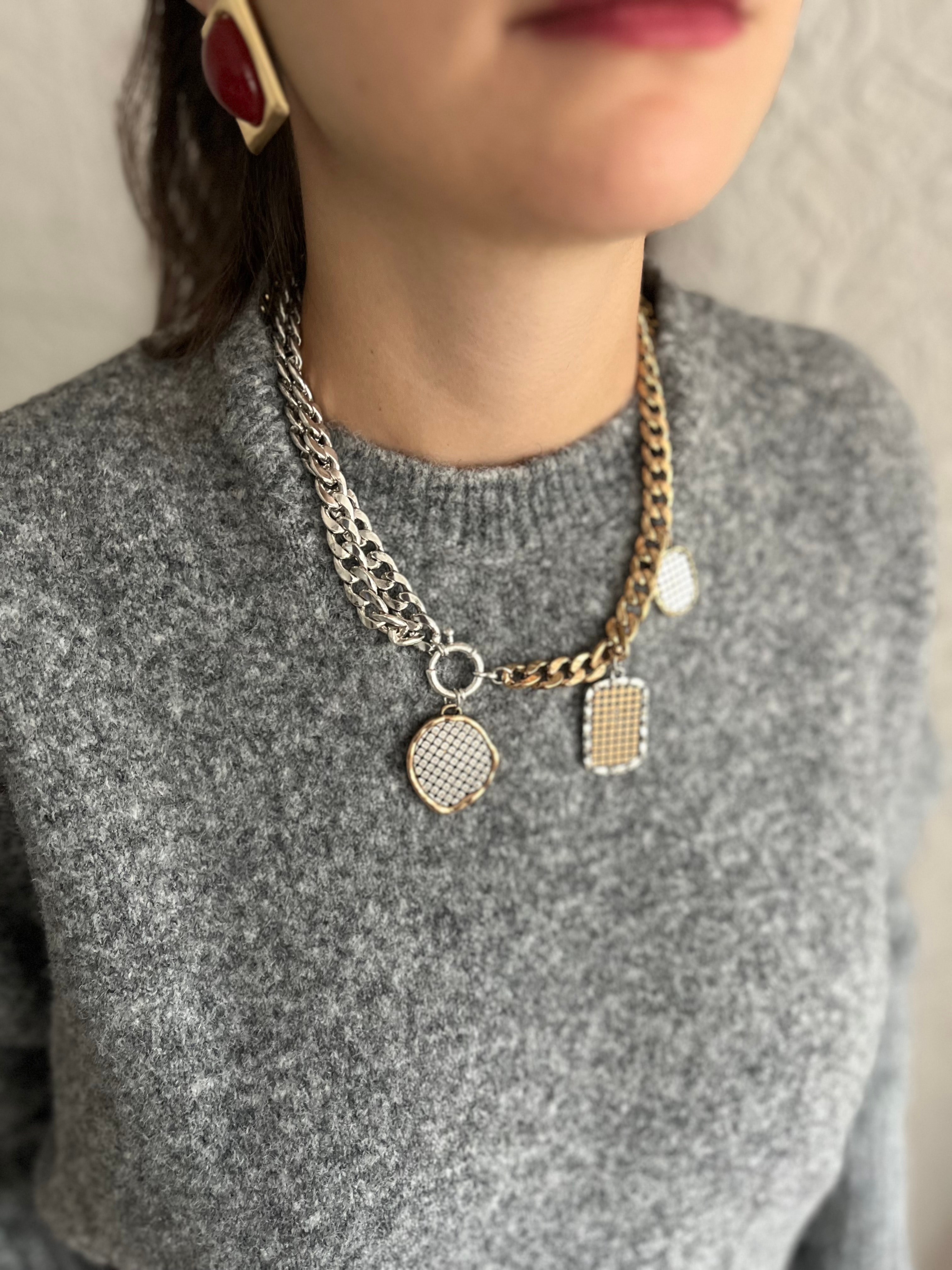 Gümüş ve Gold Detaylı Kolye 