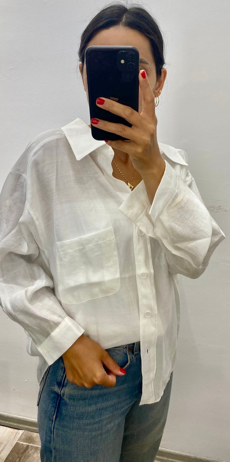 Beyaz Düşük Omuzlu Oversize Gömlek