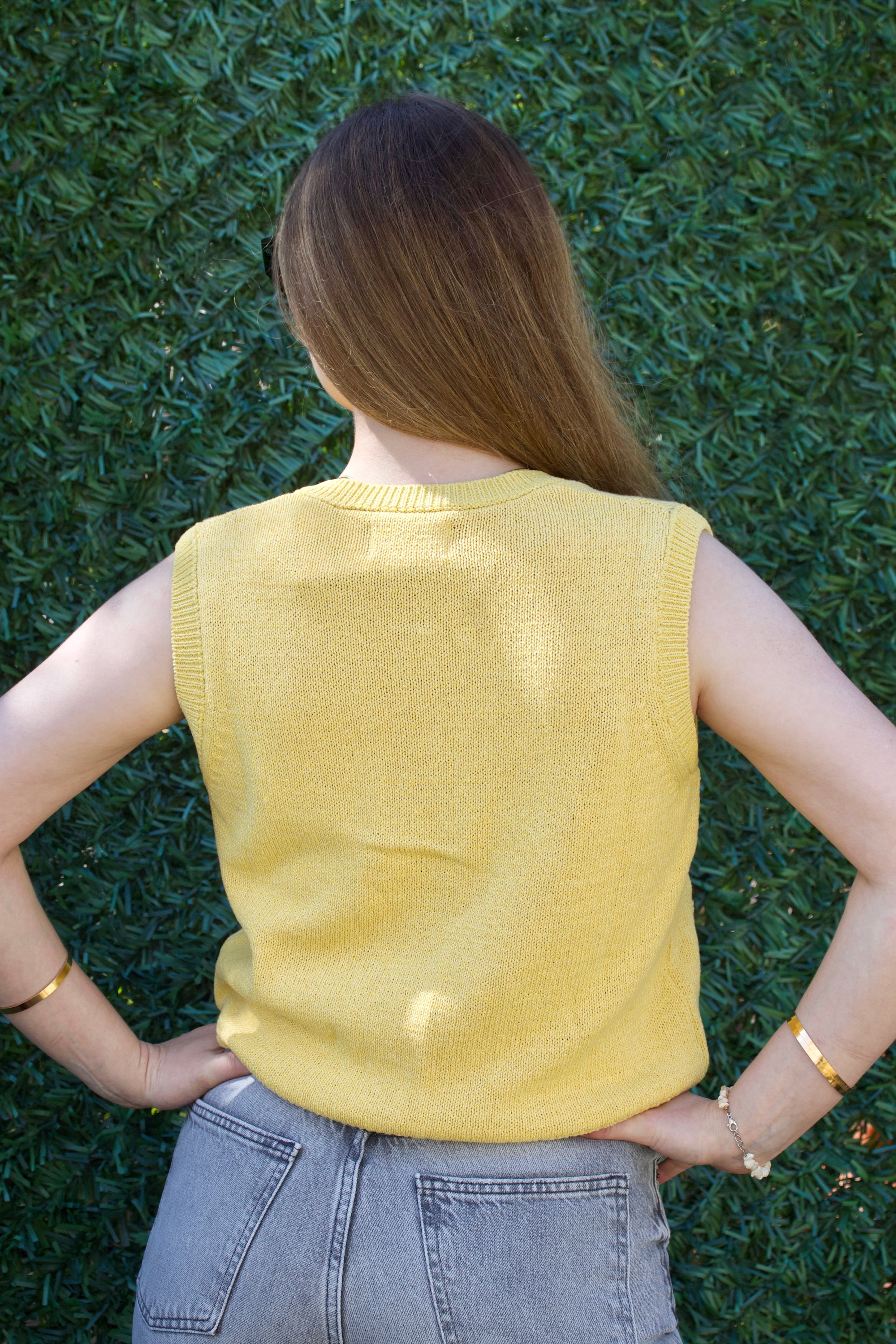 Sarı Düğme Detaylı Triko Yelek 