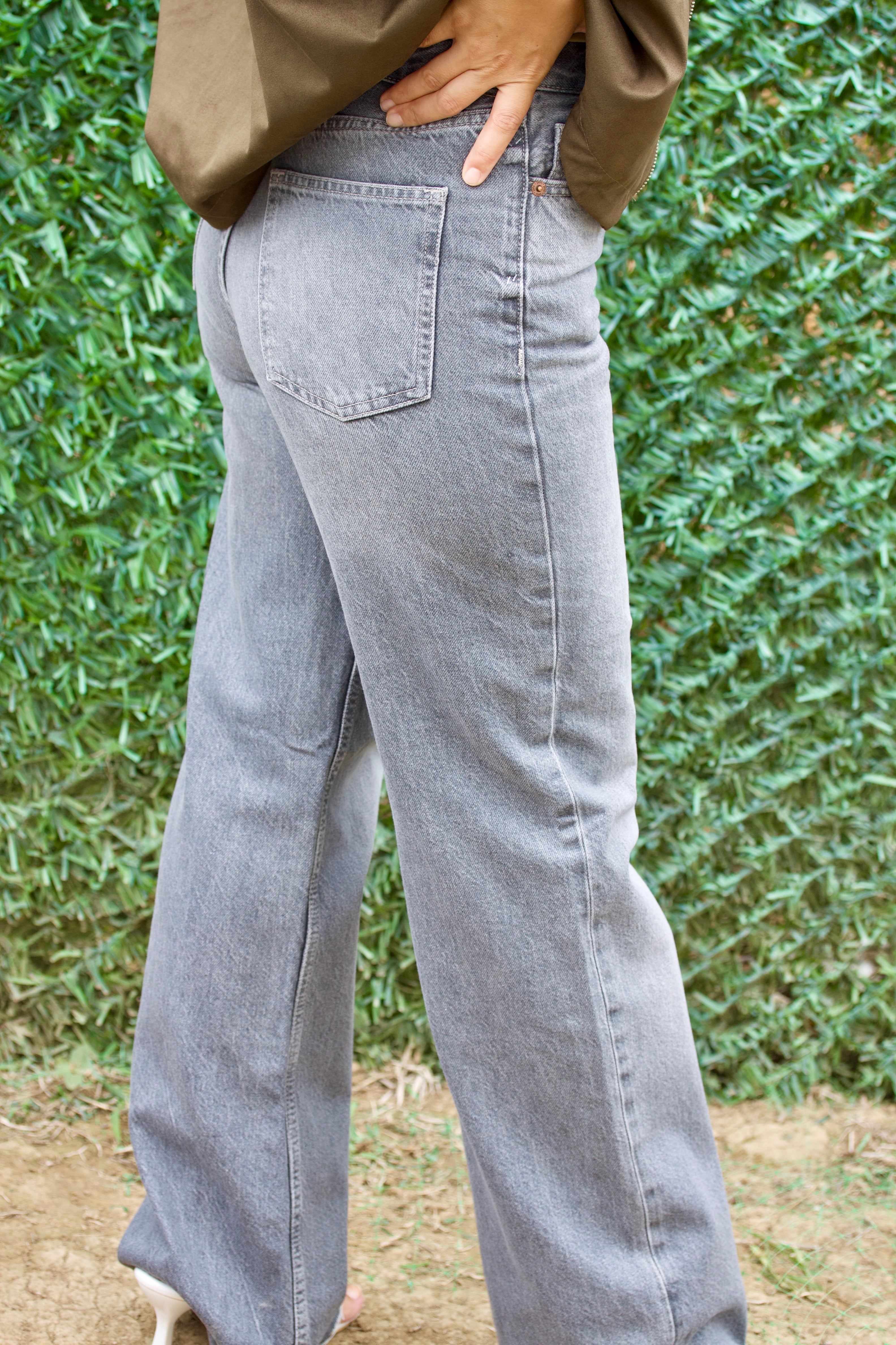 Gri Yüksek Bel Jean Pantolon