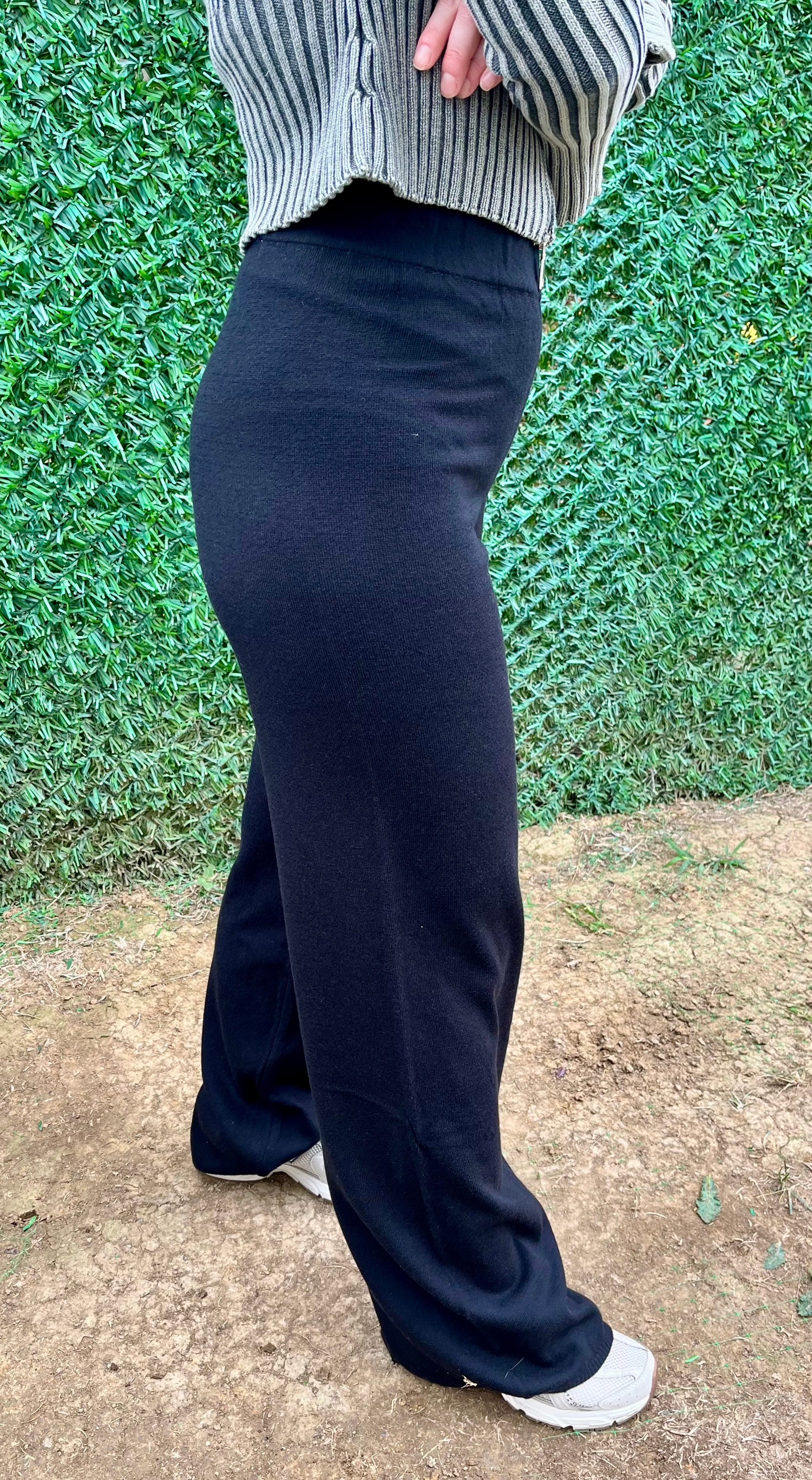 Siyah Triko Pantolon 