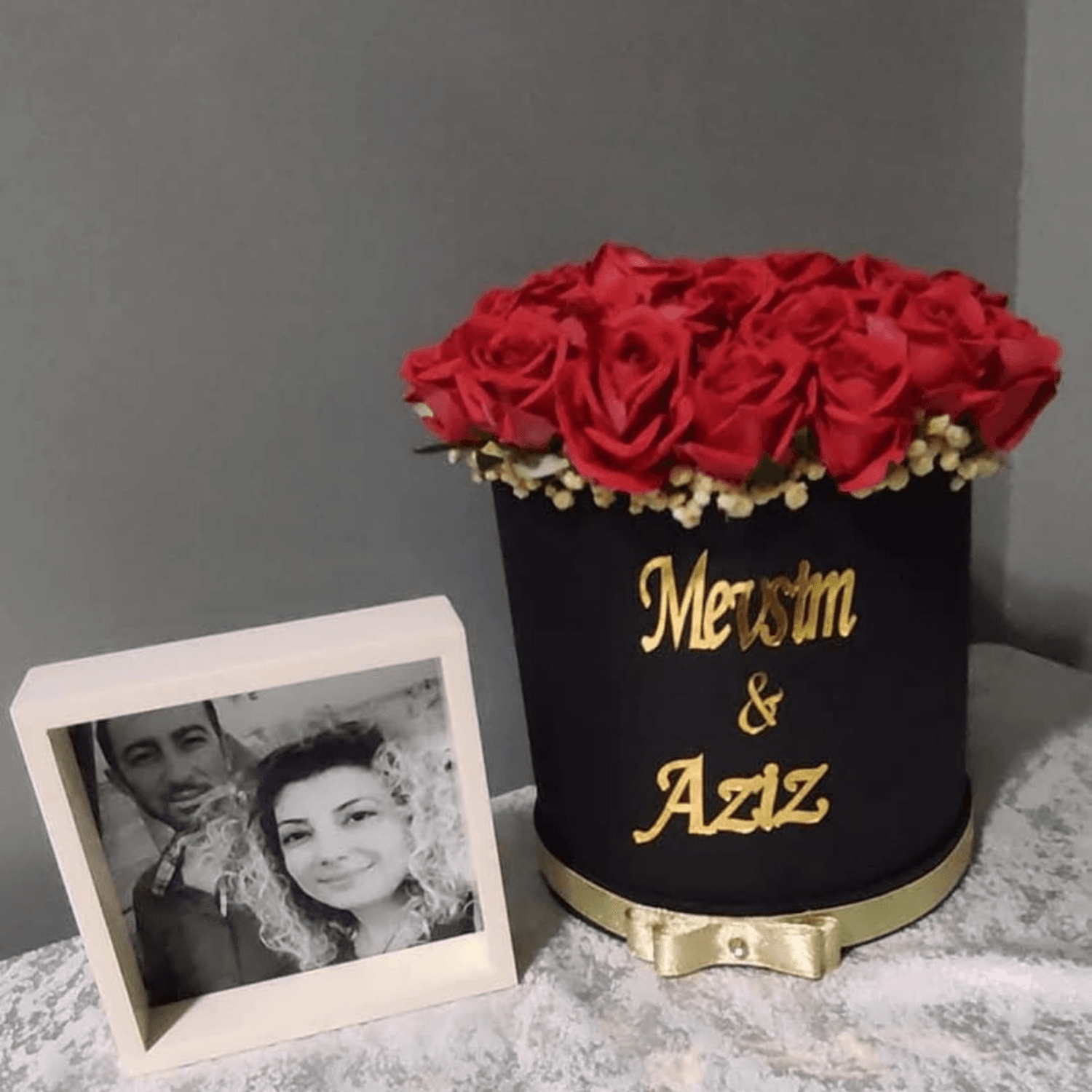 İsteme Çiçeği 35'li Gül ve Kutu İsimlik